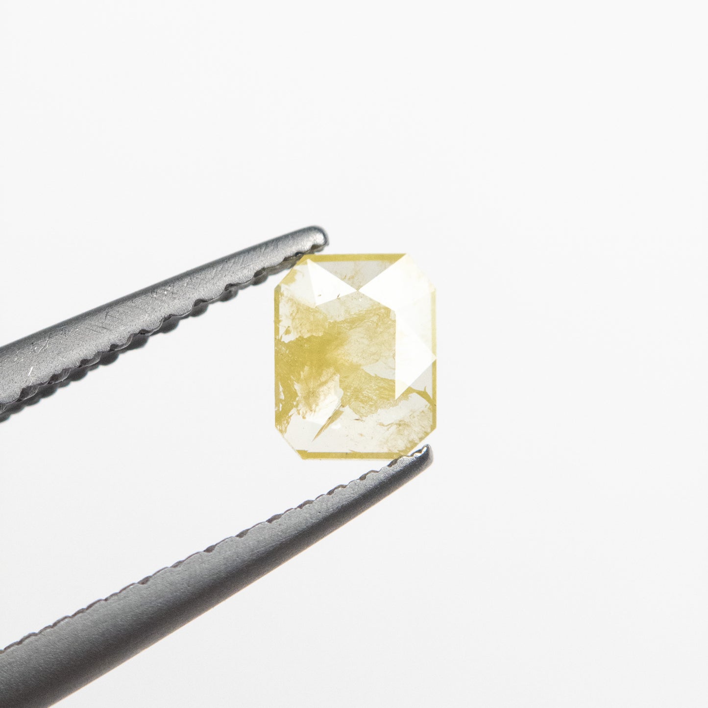 0.28ct 5.11x3.97x1.08mm Yellow Cut Corner Rectangle Rosecut Diamond EGEM-08