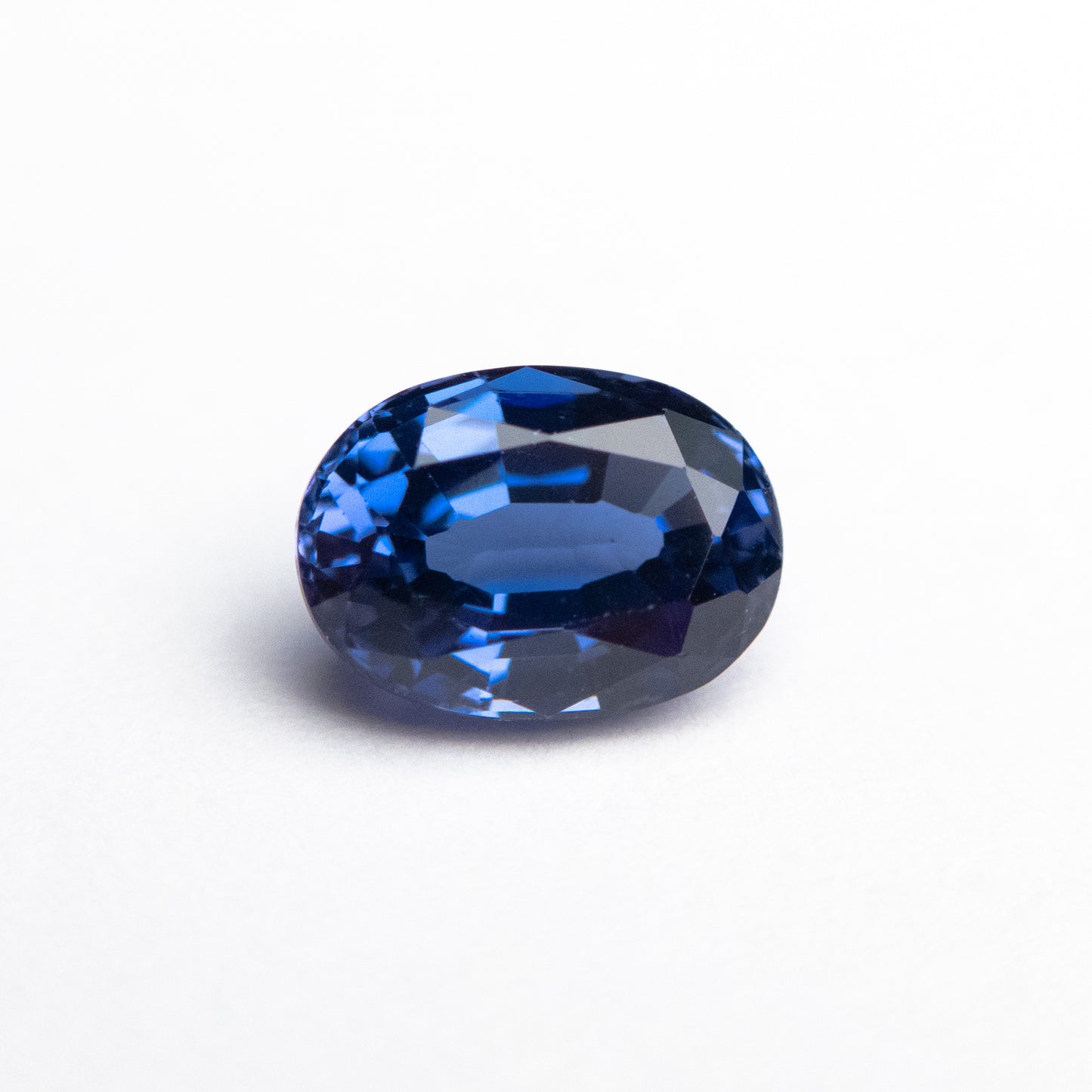 1.18ct 6.98x5.08x3.63mm Blue Oval Brilliant Lab Sapphire EGEM-40