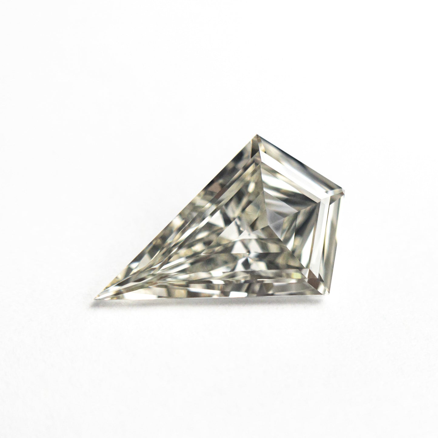 1.25ct 11.45x7.34x3.01mm Fancy Grey Kite Brilliant 20716-01