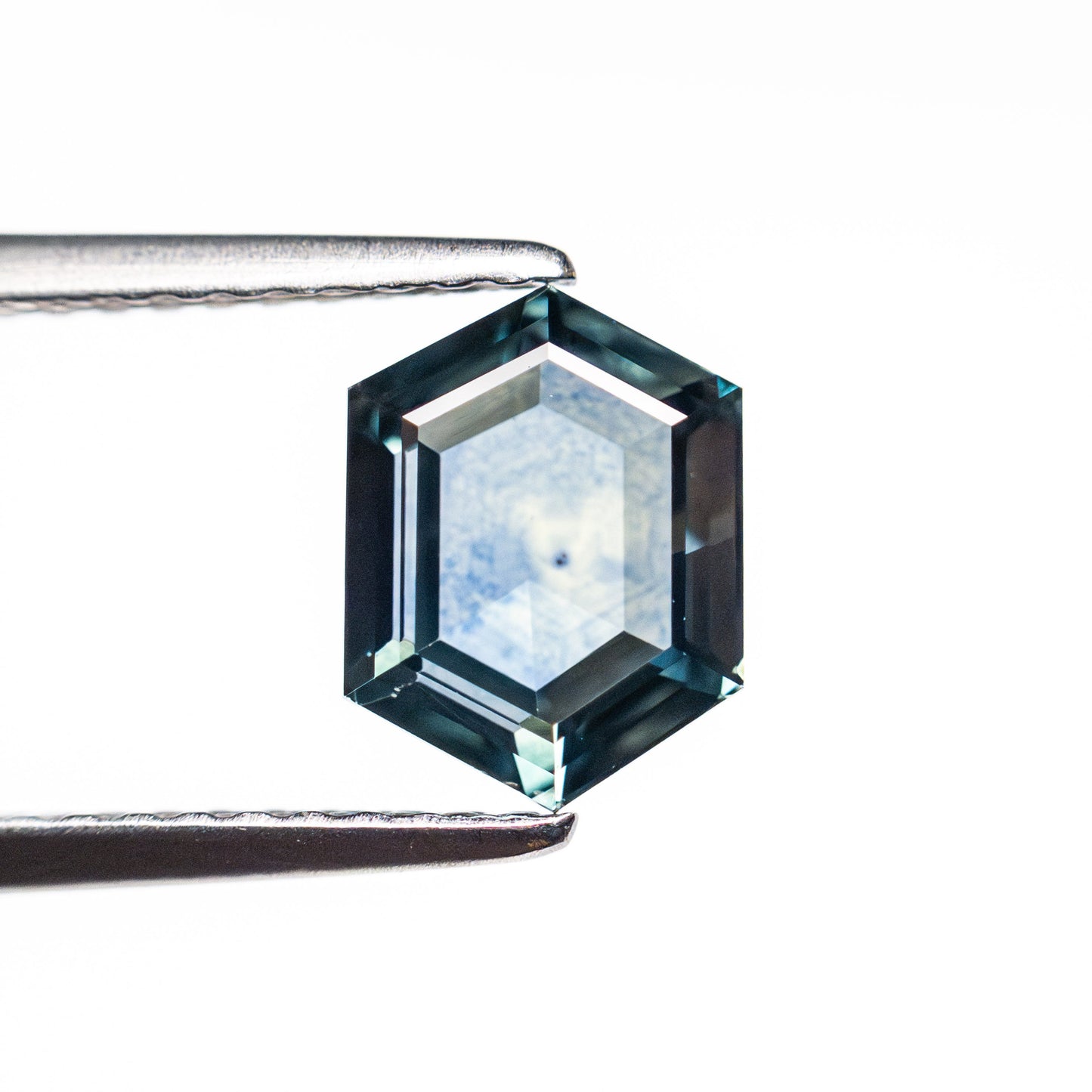 1.61ct 7.81x5.93x3.23mm Hexagon Step Cut Sapphire 22266-27