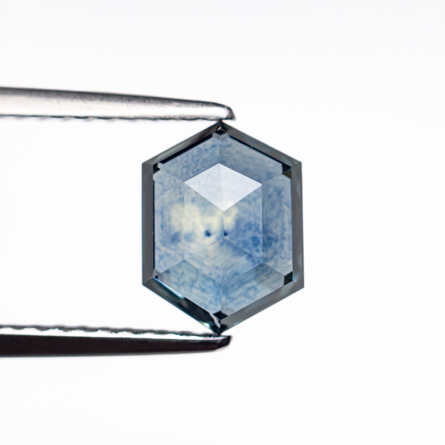 1.61ct 7.81x5.93x3.23mm Hexagon Step Cut Sapphire 22266-27