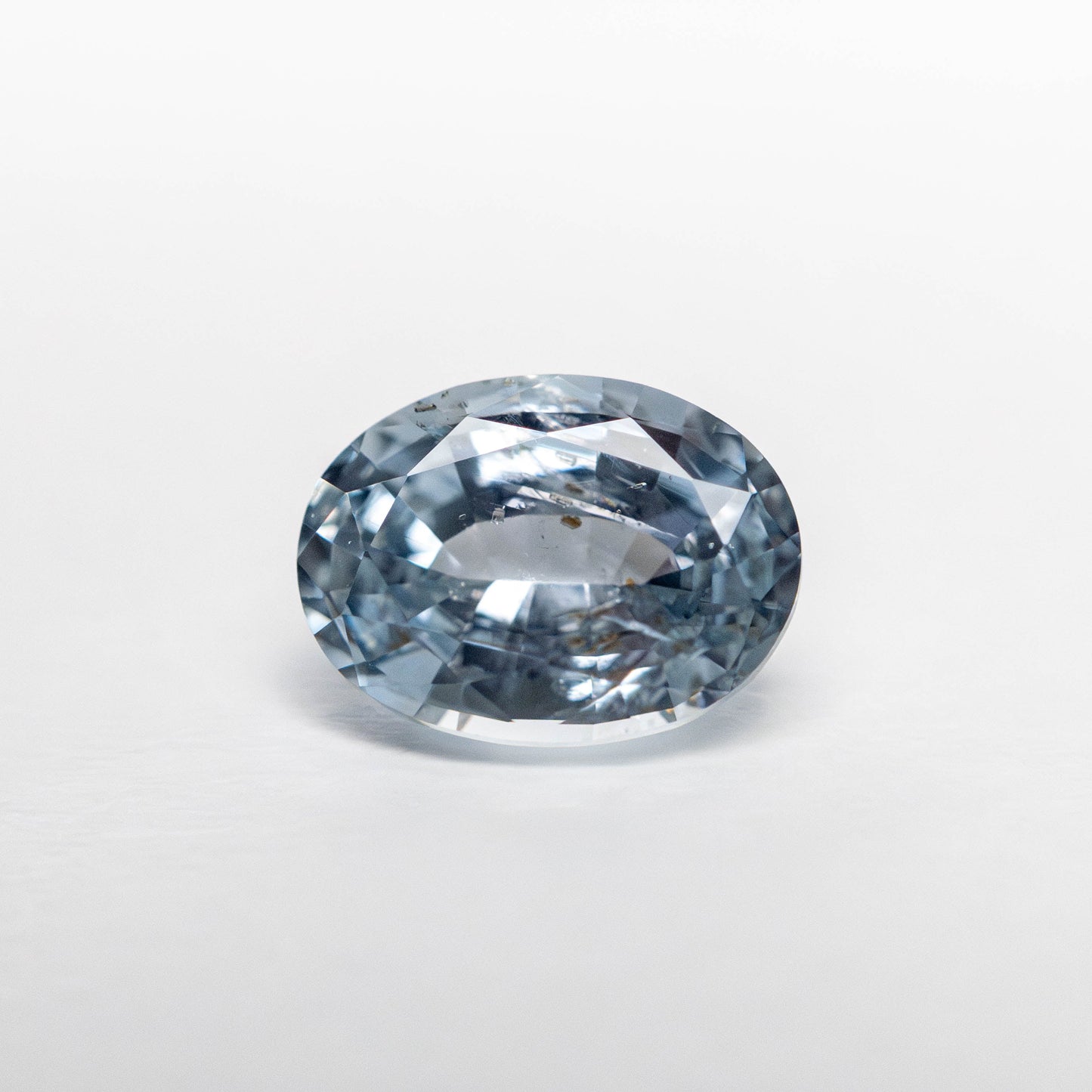 1.48ct 7.70x5.75x3.96mm Oval Brilliant Sapphire 23426-27