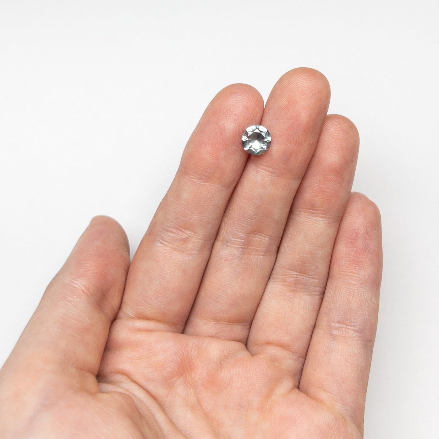 1.14ct 6.63x6.58x3.70mm Round Brilliant Sapphire 23686-13