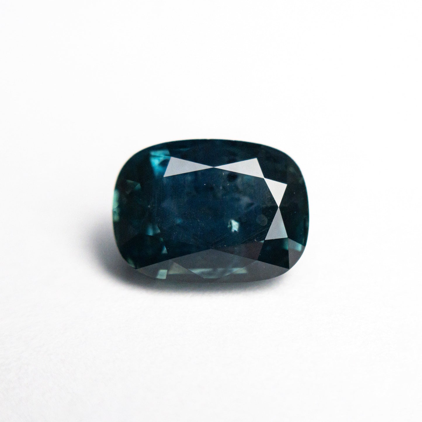 3.07ct 9.15x6.76x5.04mm Cushion Brilliant Sapphire 24181-06