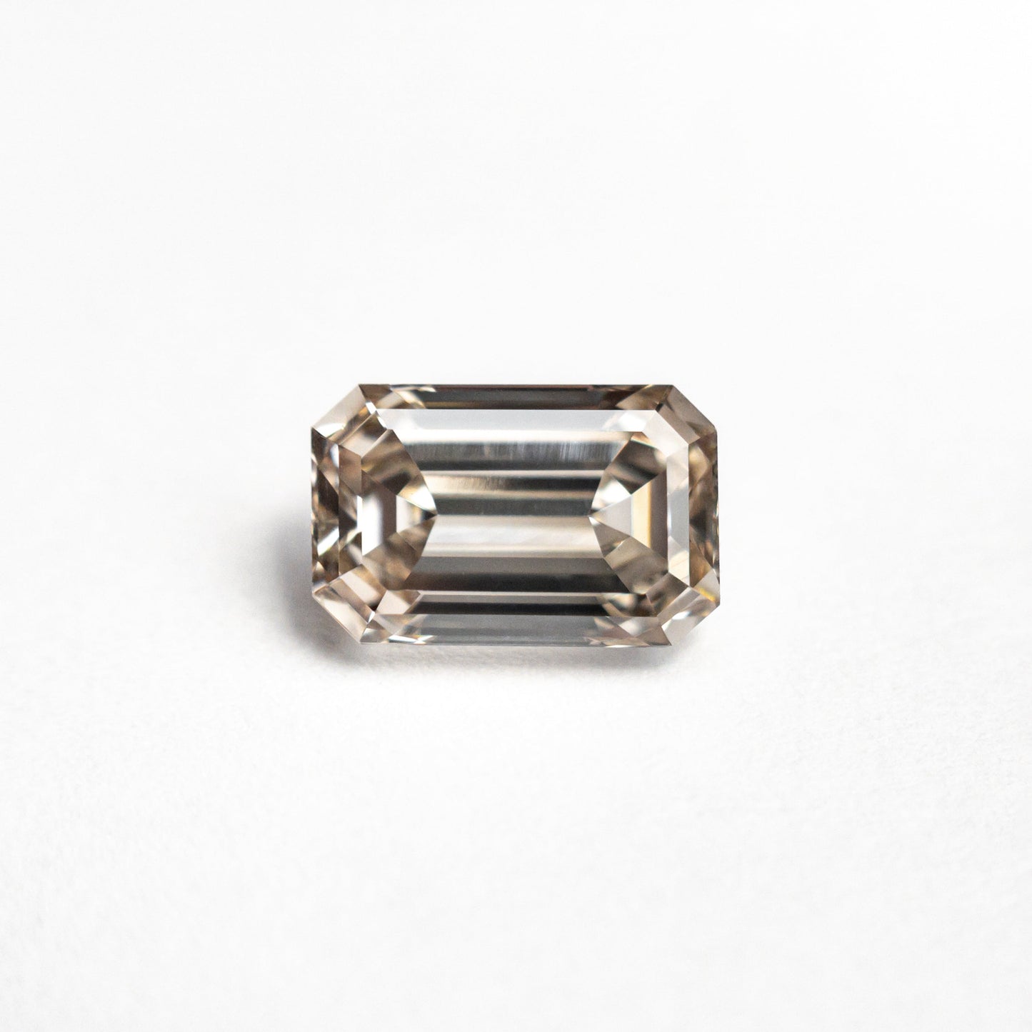 1.11ct 7.23x4.69x3.17mm VS1 C4 Cut Corner Rectangle Step Cut 🇨🇦 26316-02