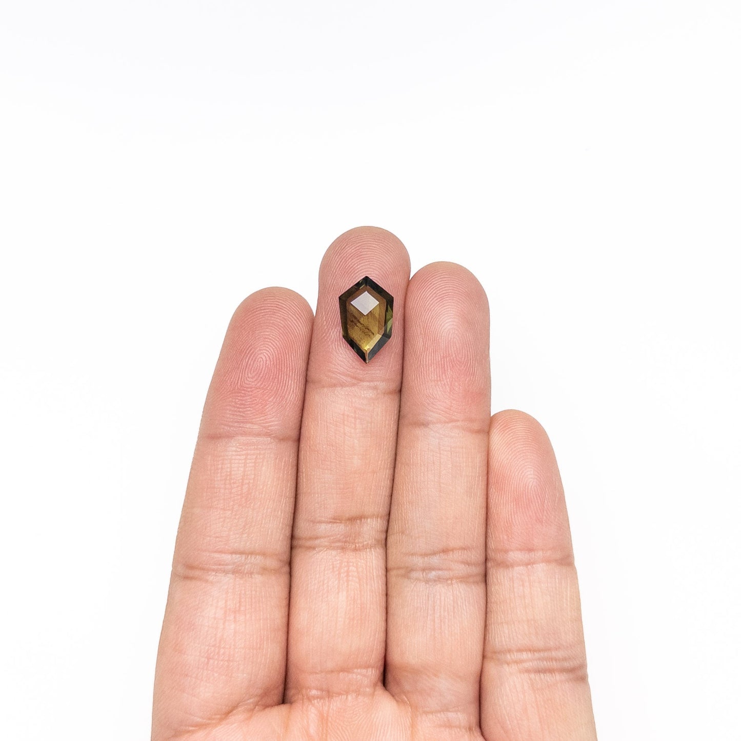 2.83ct 13.89x8.76x2.67mm Shield Rosecut Sapphire 26327-12