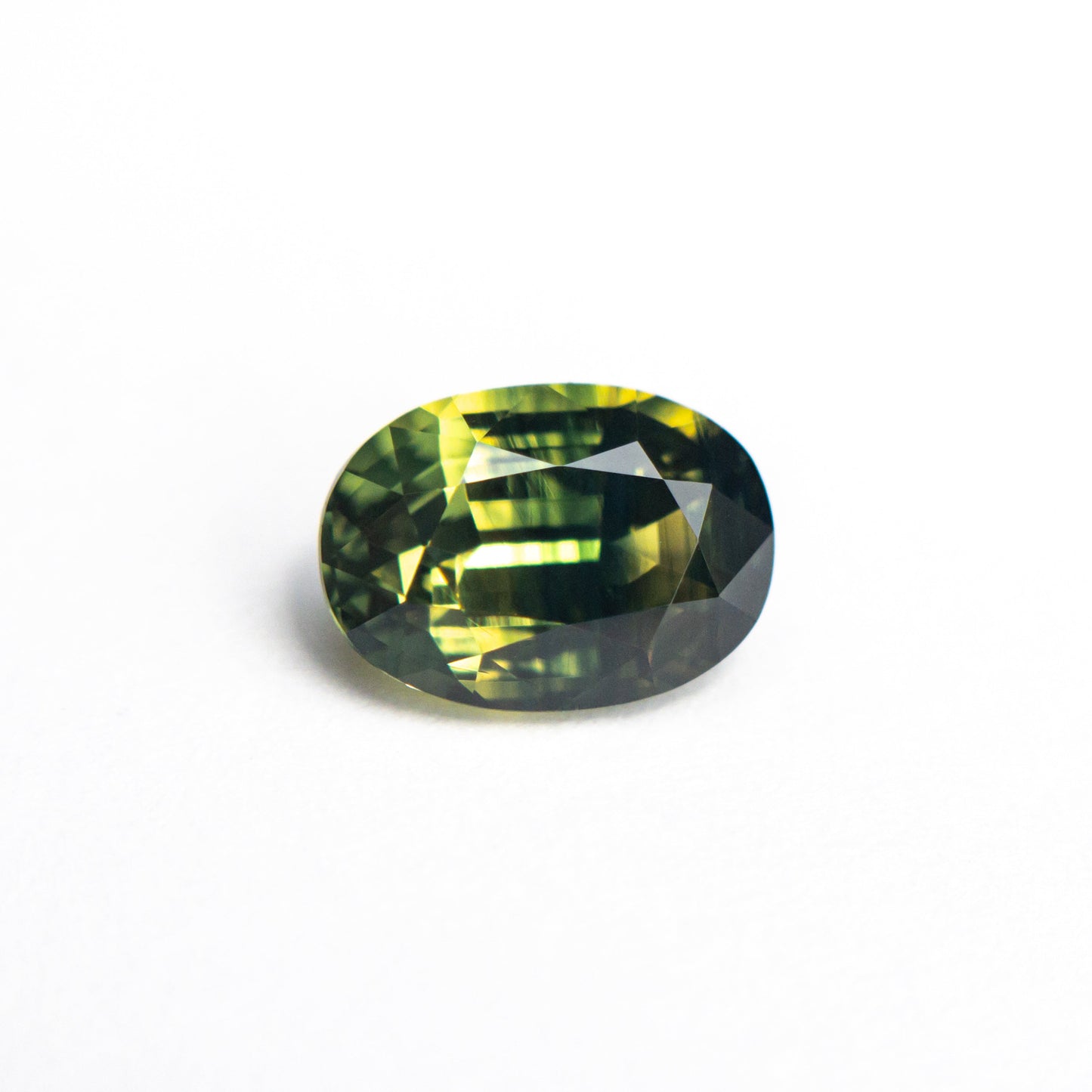 1.49ct 7.85x5.59x3.86mm Oval Brilliant Sapphire 26329-03