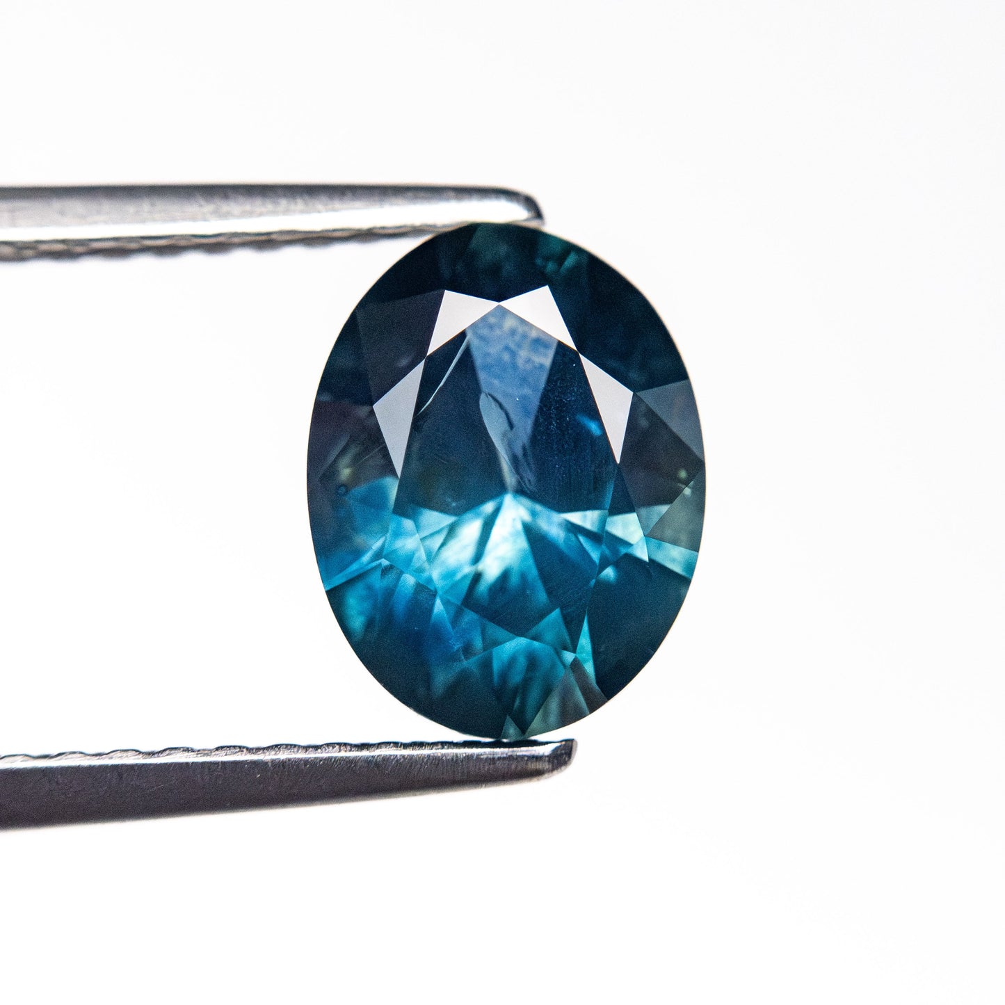 1.81ct 8.52x6.49x4.41mm Oval Brilliant Sapphire 26525-07