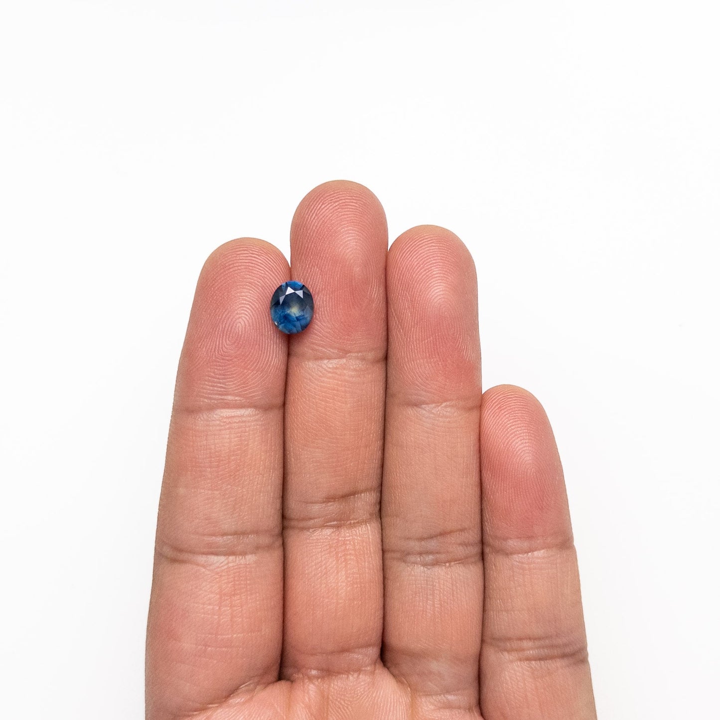 1.73ct 7.90x6.49x4.61mm Oval Brilliant Sapphire 26525-08