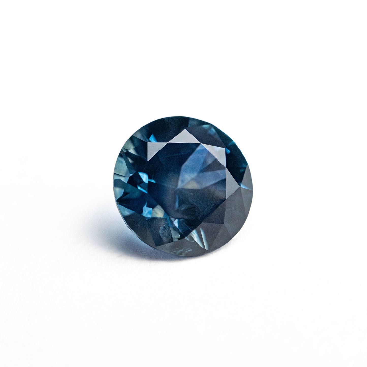1.25ct 6.46x6.48x4.17mm Round Brilliant Sapphire 26526-01