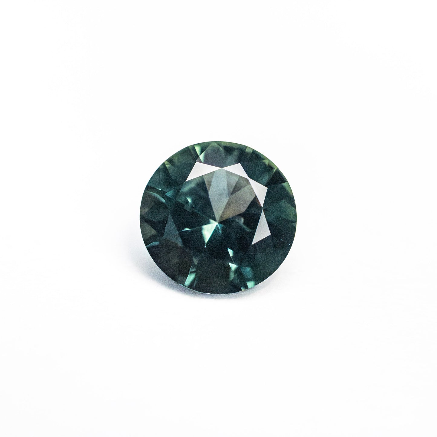 0.86ct 5.95x5.98x3.34mm Round Brilliant Sapphire 26526-05