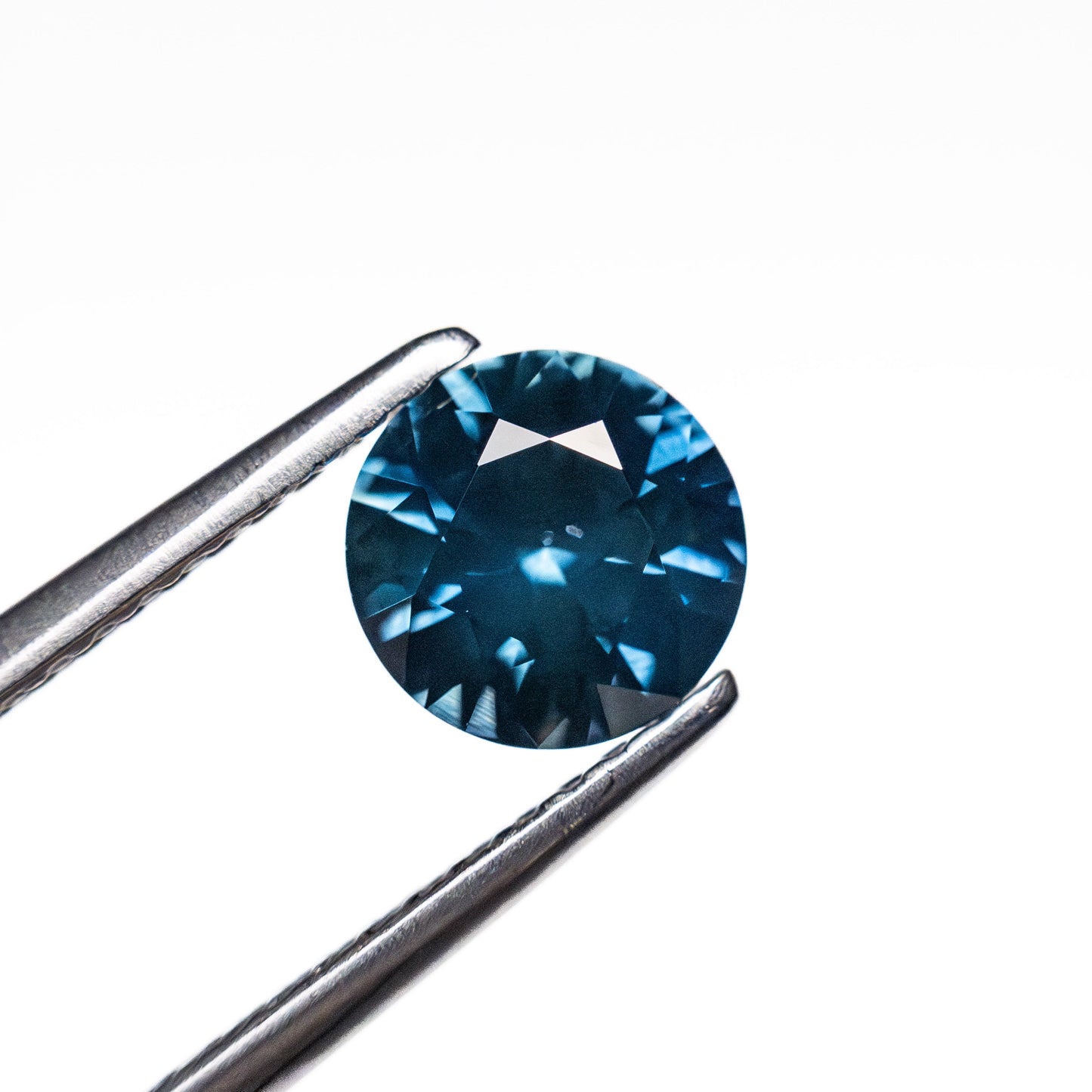 1.07ct 6.20x6.24x3.94mm Round Brilliant Sapphire 26526-06