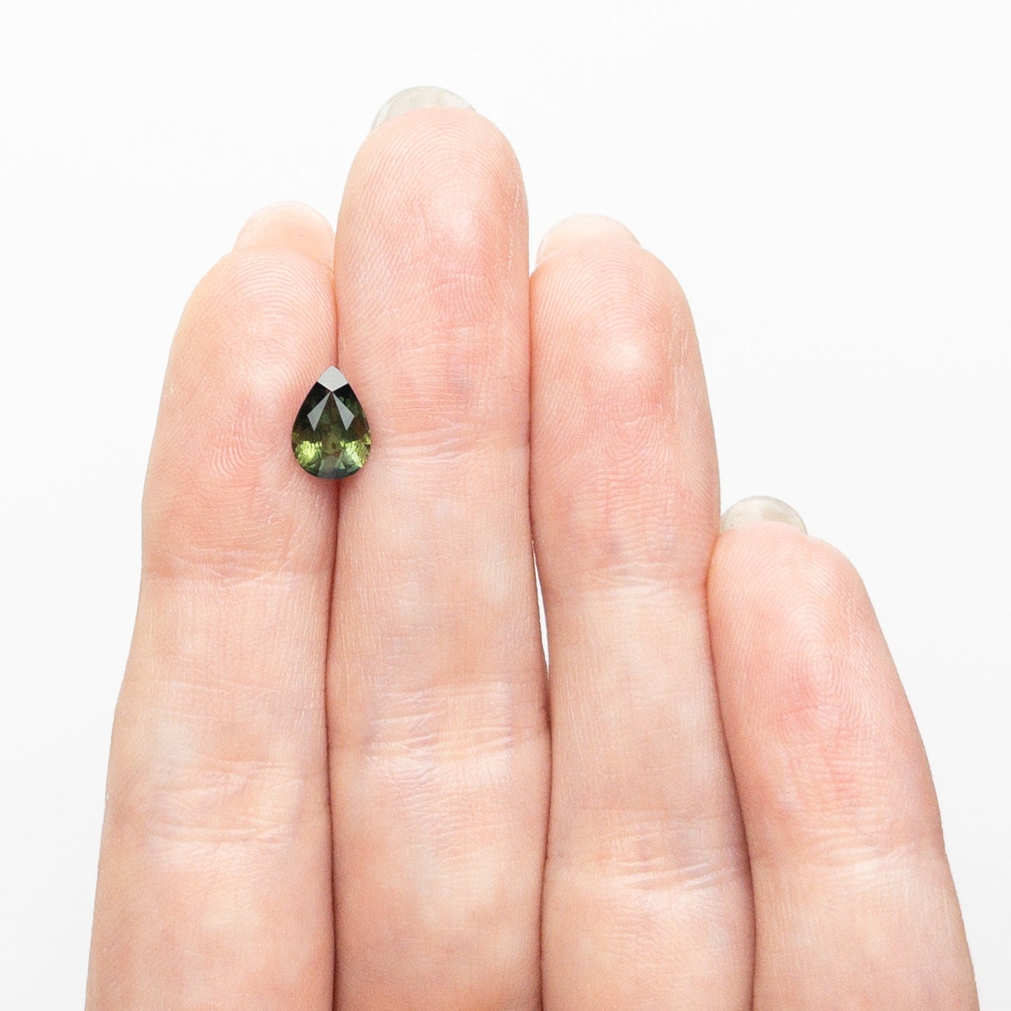 0.94ct 7.91x5.51x3.27mm Pear Brilliant Sapphire 26626-03