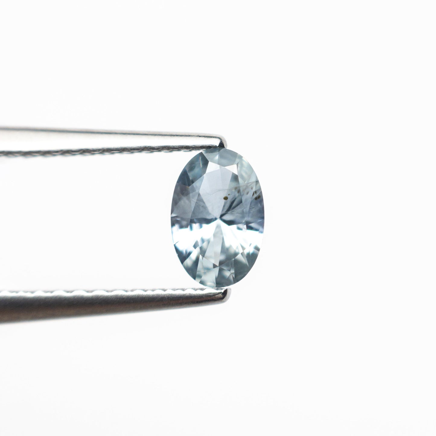 0.44ct 5.95x3.99x2.46mm Oval Brilliant Sapphire 26647-01