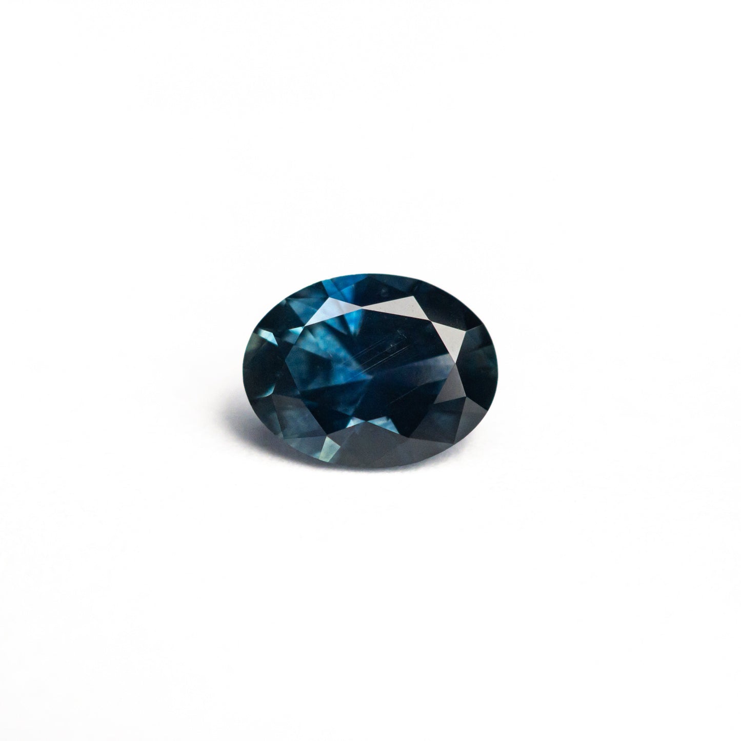 0.77ct 6.46x4.99x3.26mm Oval Brilliant Sapphire 26668-12