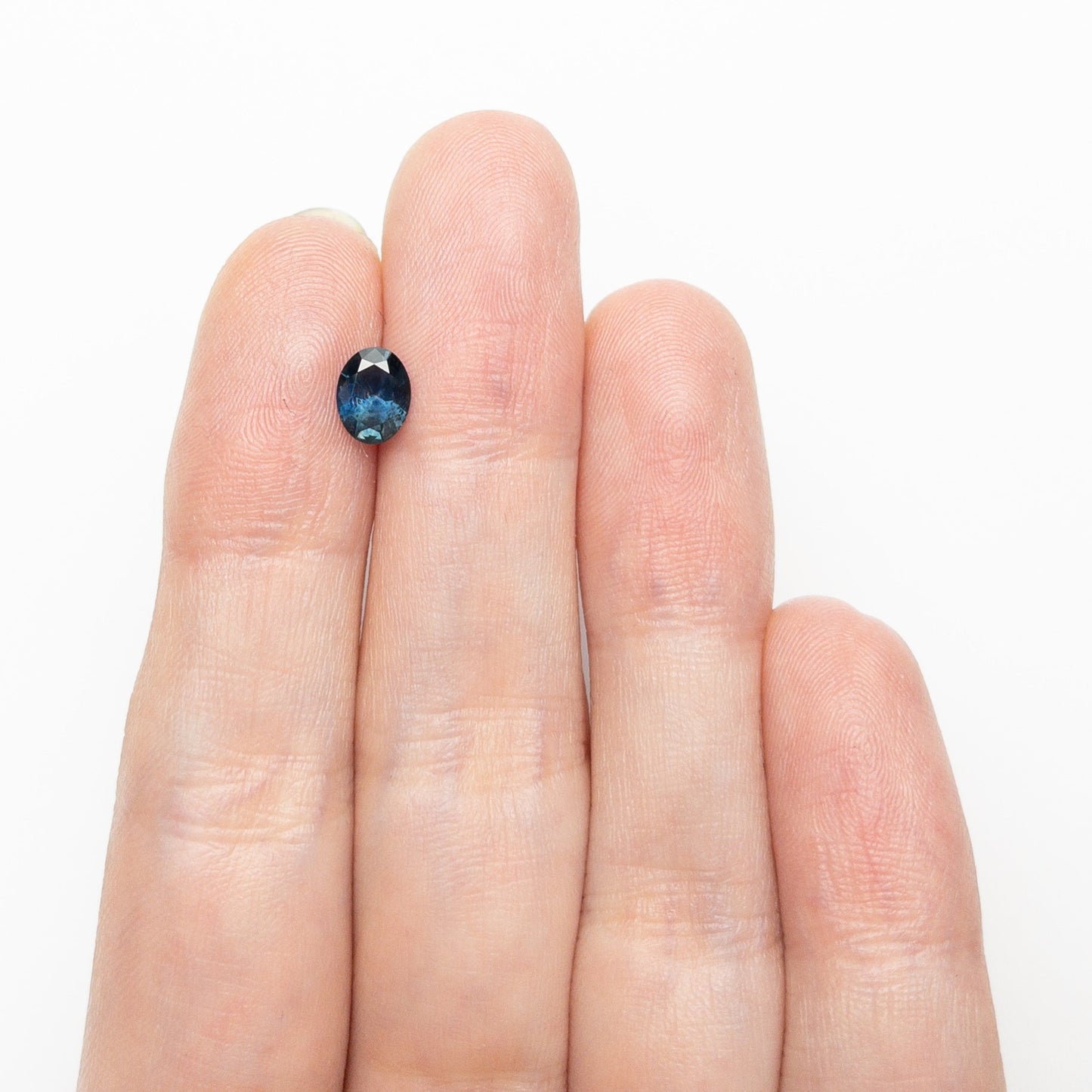 0.77ct 6.46x4.99x3.26mm Oval Brilliant Sapphire 26668-12