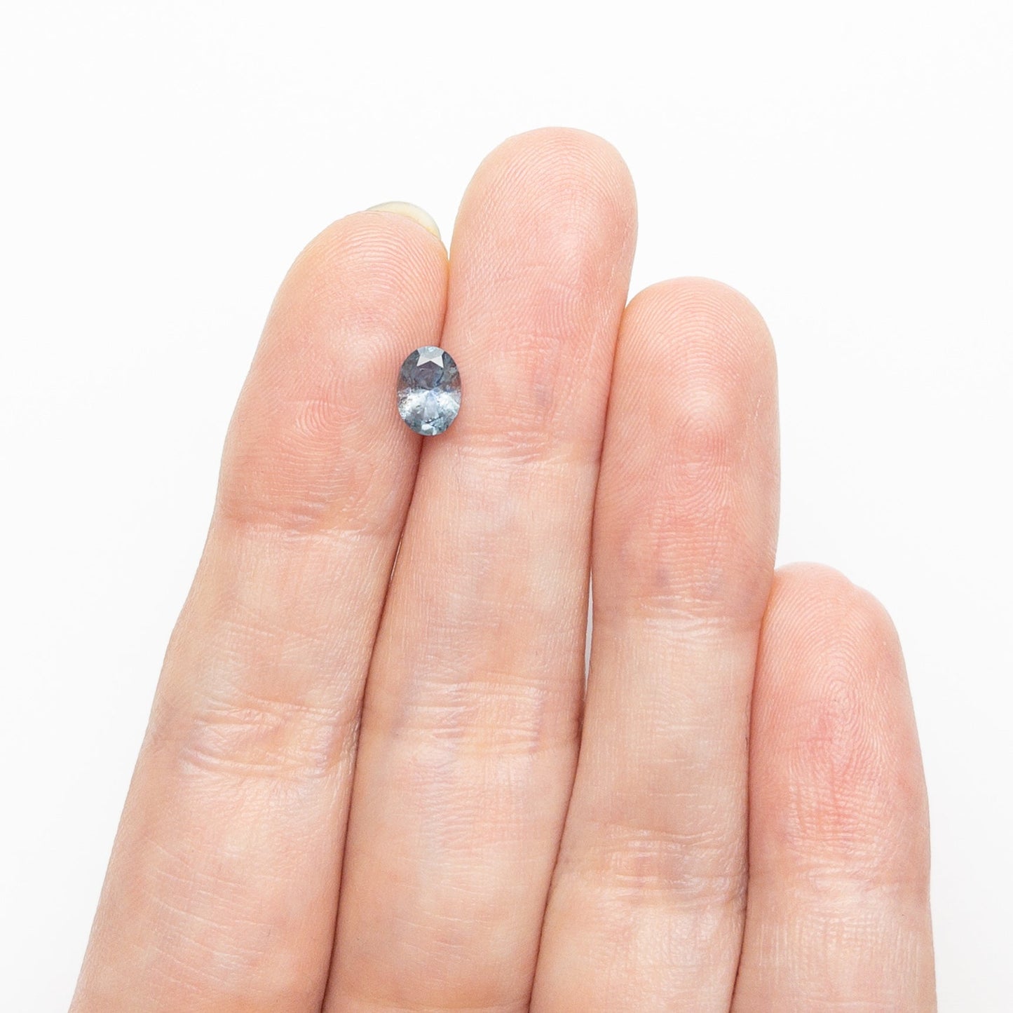 0.70ct 6.36x4.66x3.15mm Oval Brilliant Sapphire 26668-15