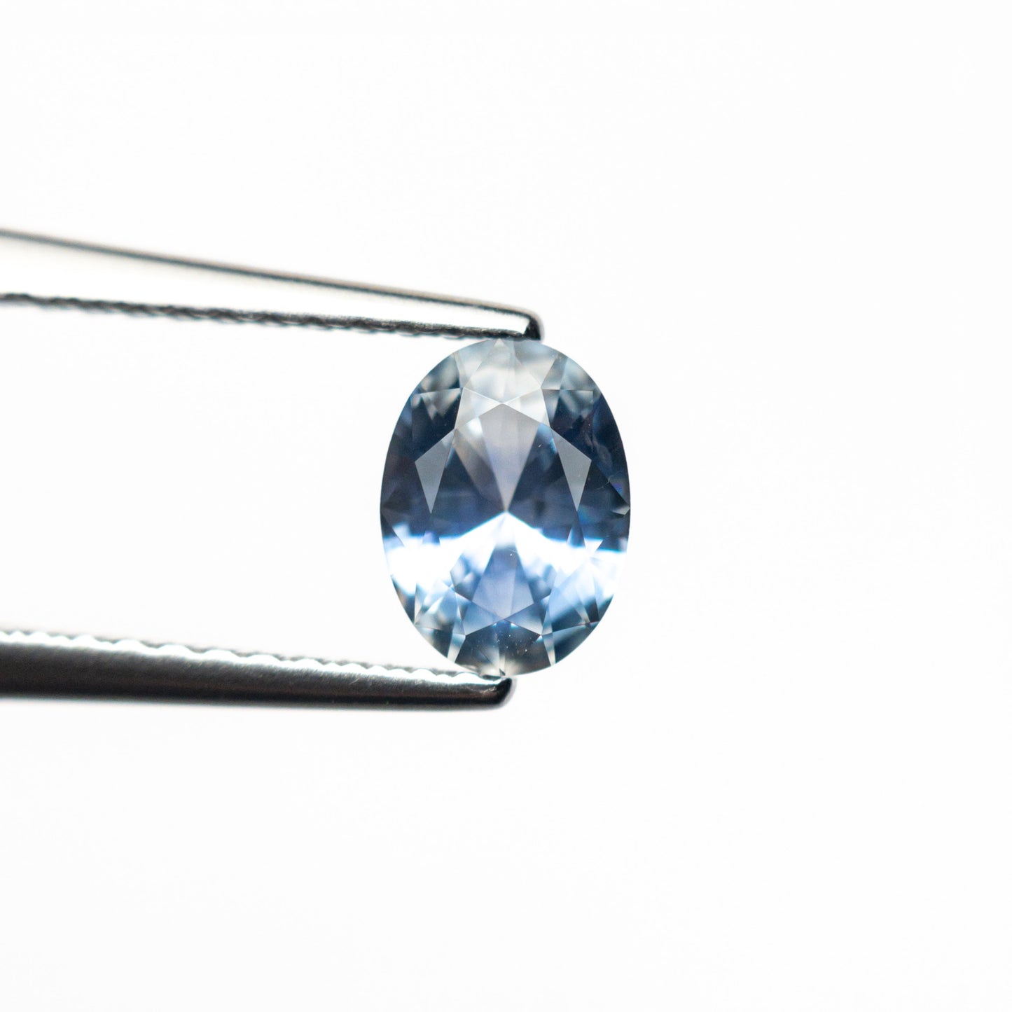 0.64ct 6.31x4.67x2.87mm Oval Brilliant Sapphire 26668-18