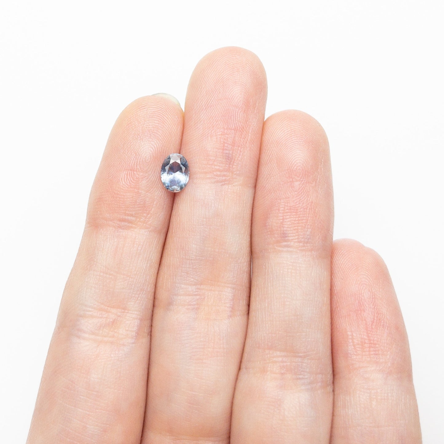 0.64ct 6.31x4.67x2.87mm Oval Brilliant Sapphire 26668-18