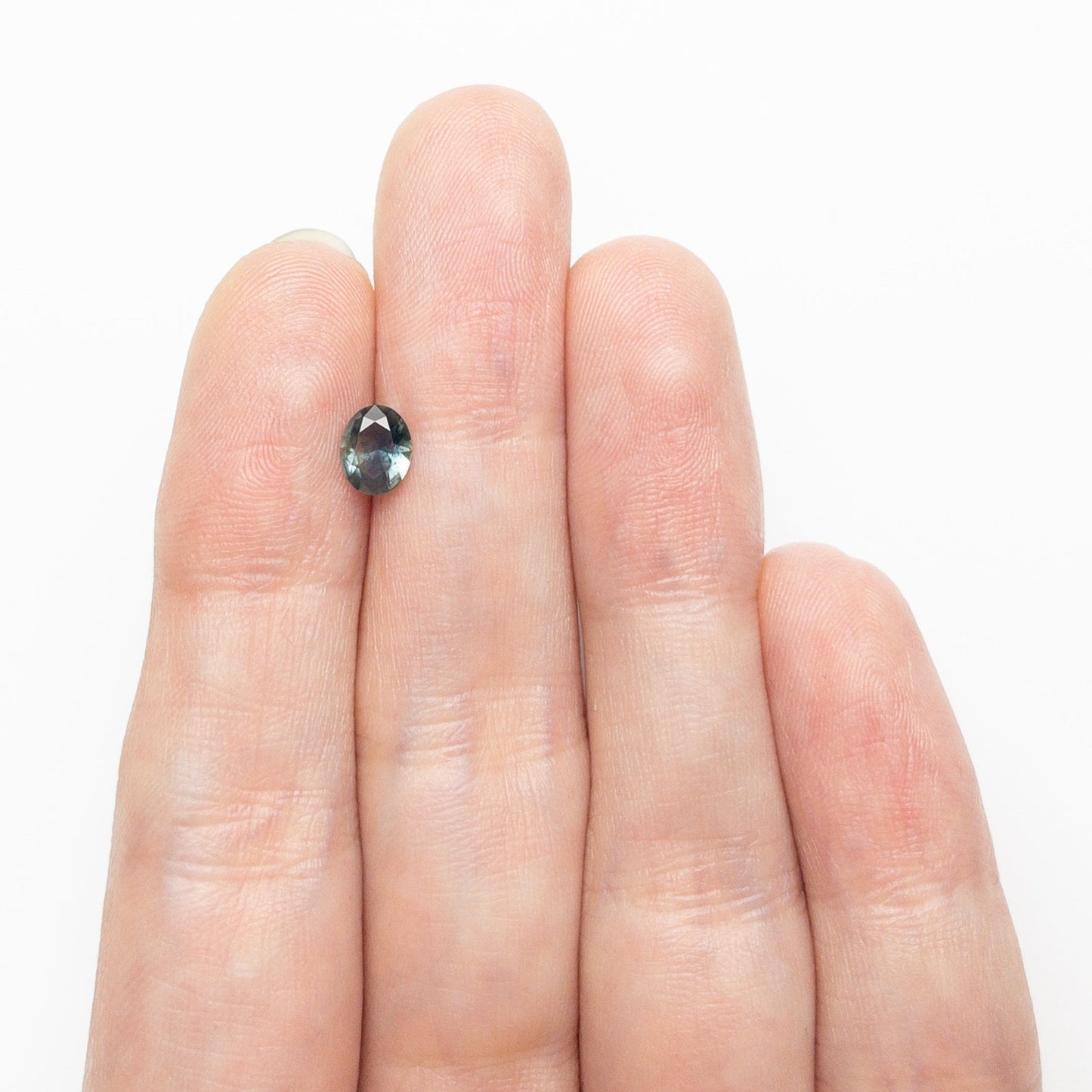 0.55ct 5.88x4.74x2.55mm Oval Brilliant Sapphire 26668-22