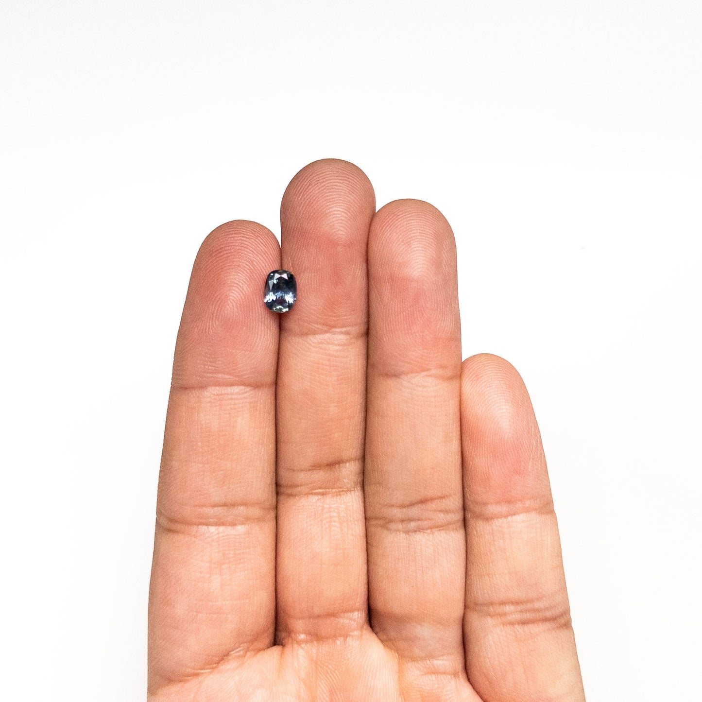 0.89ct 6.58x5.01x3.28mm Cushion Brilliant Sapphire 26673-09