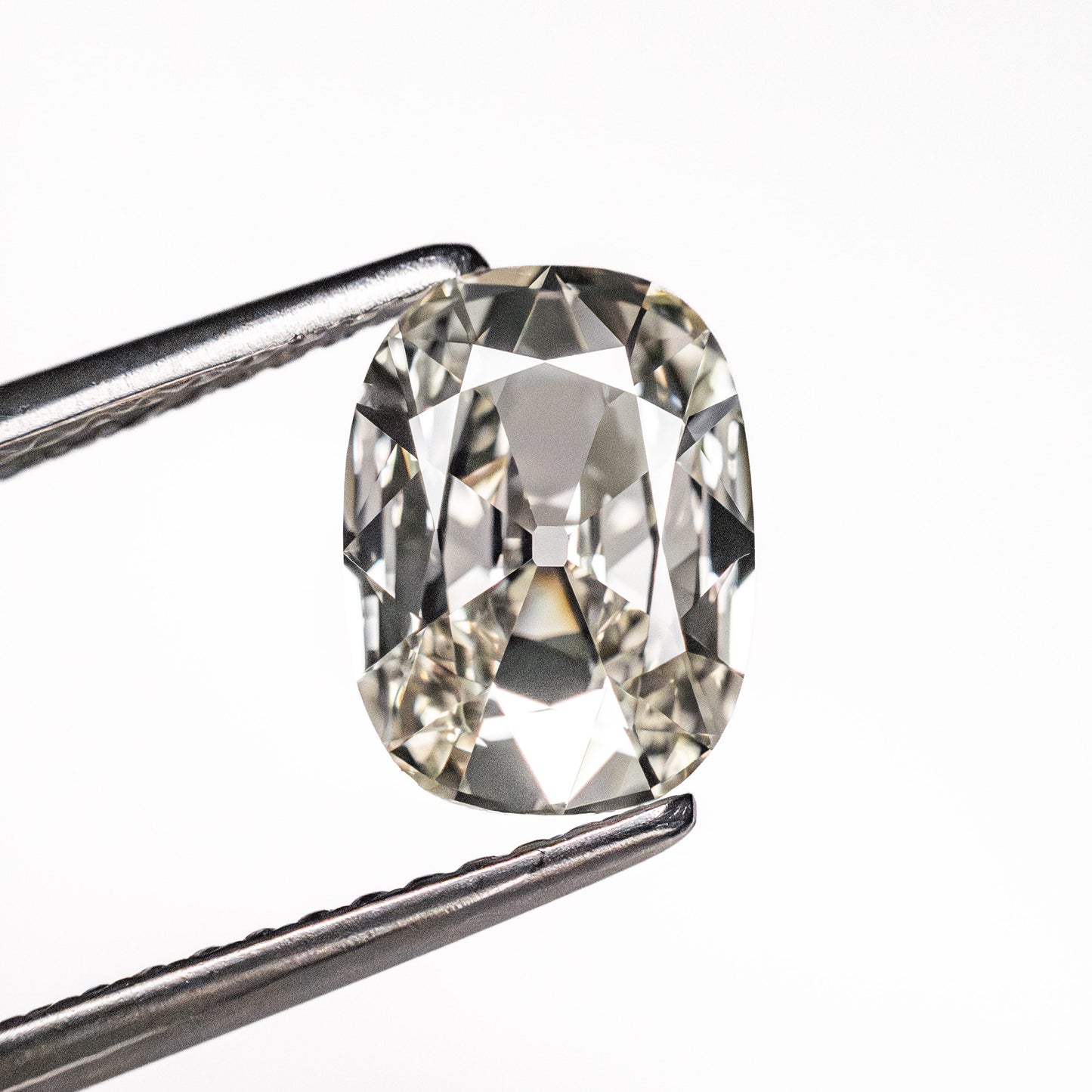 1.00ct 8.50x6.28x2.46mm VS1 M-N Modern Antique Old Mine Cut 26750-01