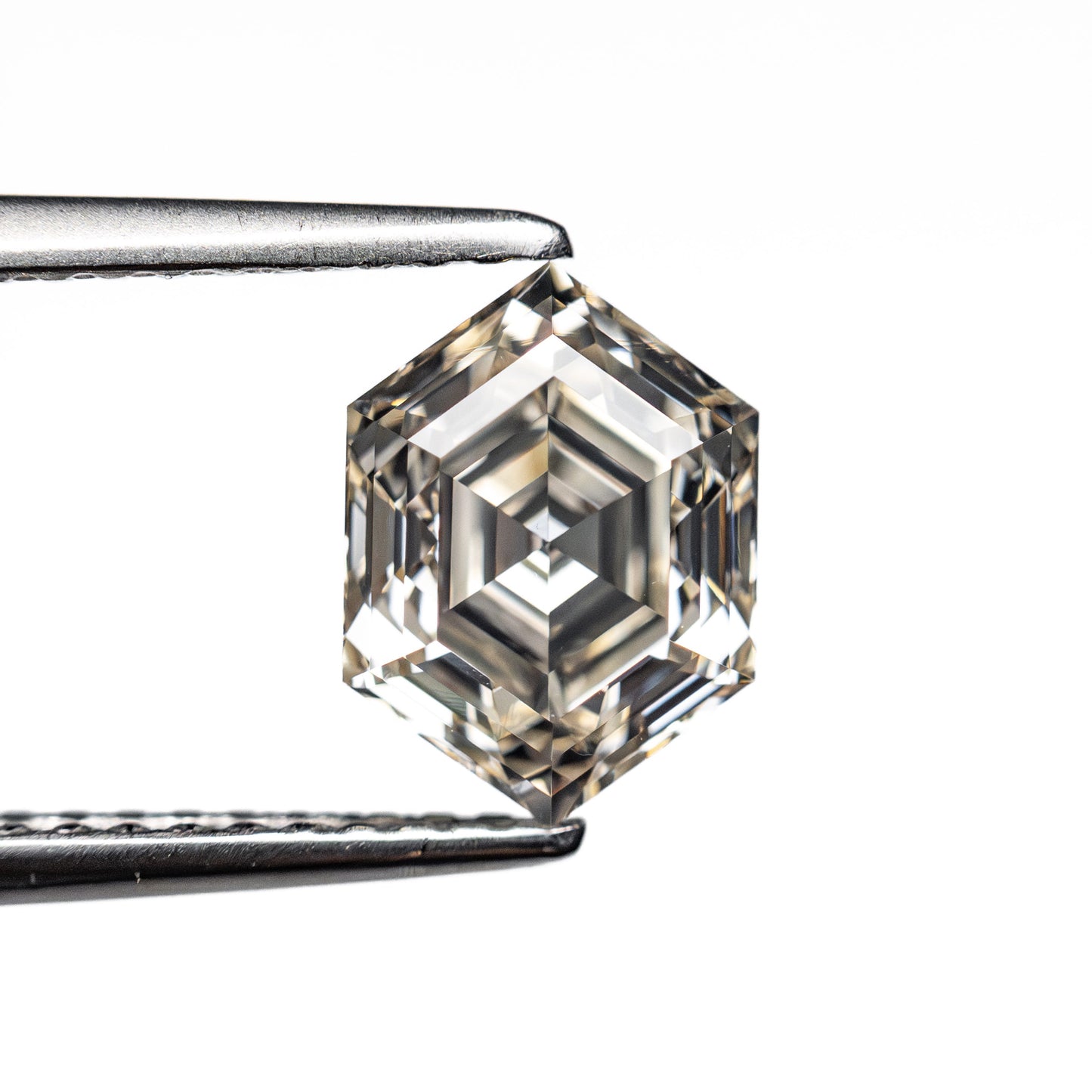 1.60ct 8.52x6.21x4.33mm VS1 M Hexagon Step Cut 🇨🇦 26831-01