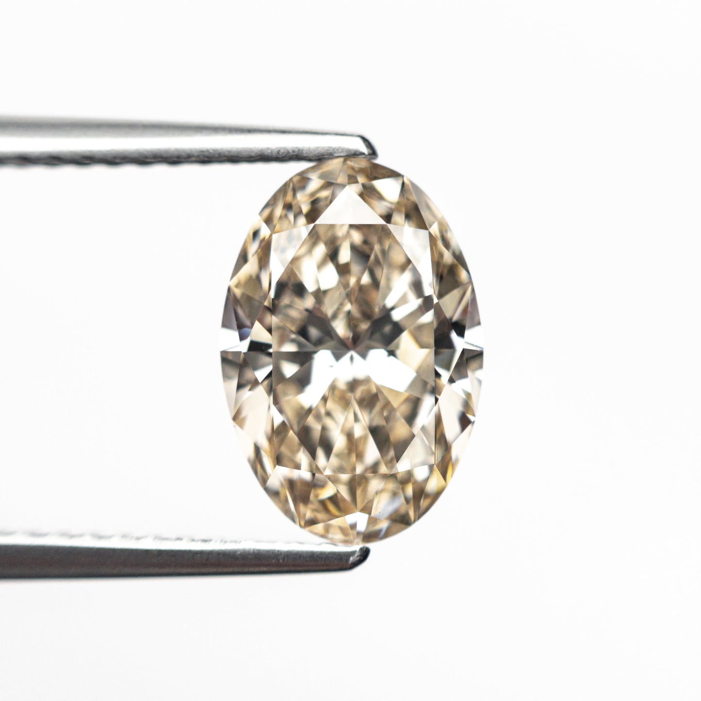 2.09ct 10.37x7.04x4.36mm VS1 C4 Oval Brilliant 27088-01