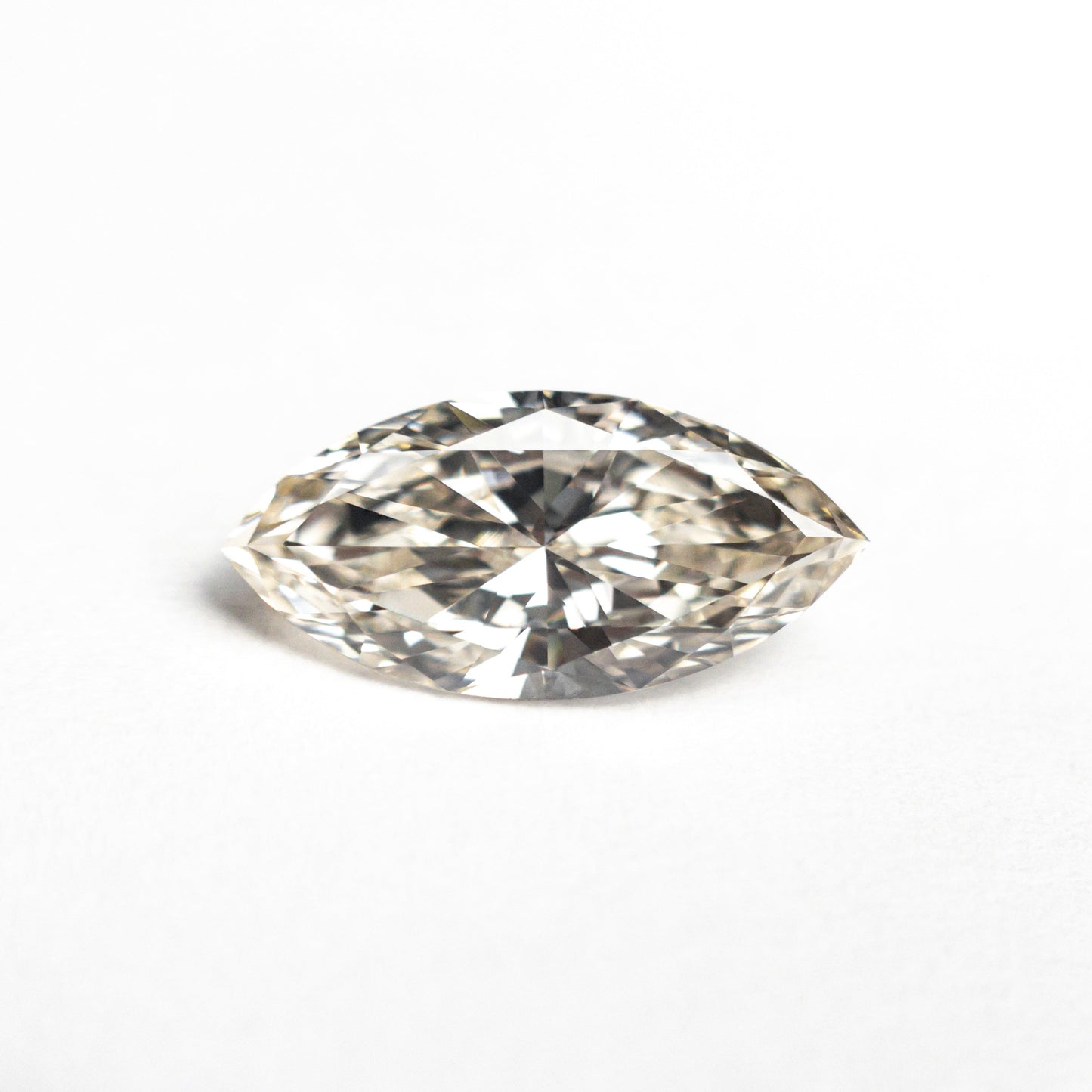 1.05ct 10.99x5.26x3.07mm GIA Internally Flawless M Marquise Brilliant 27091-01