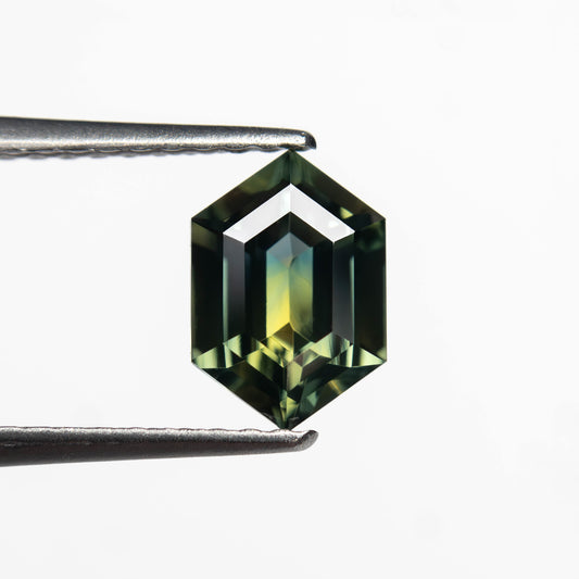1.06ct 7.70x5.32x3.36mm Hexagon Step Cut Sapphire 27153-04