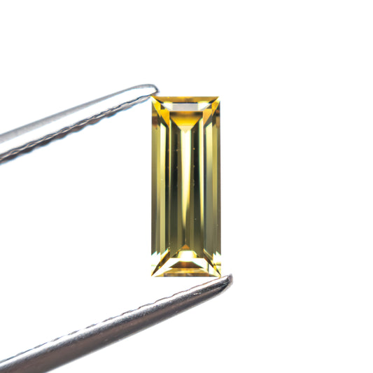 0.75ct 8.56x3.27x2.36mm Baguette Step Cut Sapphire 27719-03