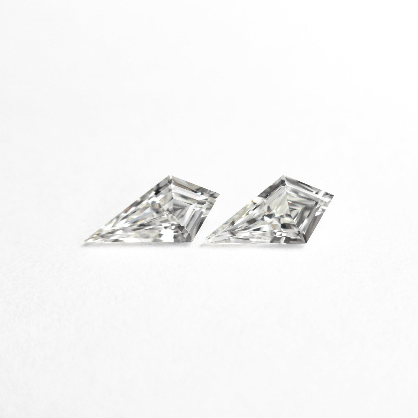 0.25cttw 2pc 5.92x2.93x1.52mm 5.92x3.02x1.42mm G VVS/VS Kite Step Cut Matching Pair 26308-01