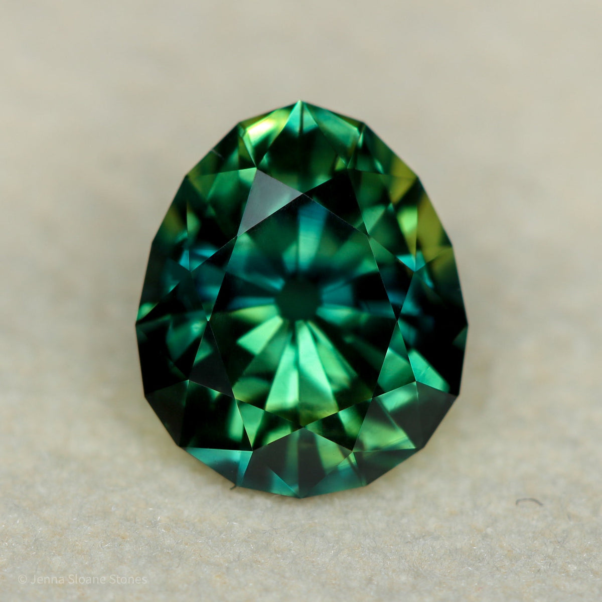 1.55ct 7.60x6.38x4.02mm Geo Pear Brilliant Sapphire 27766-10