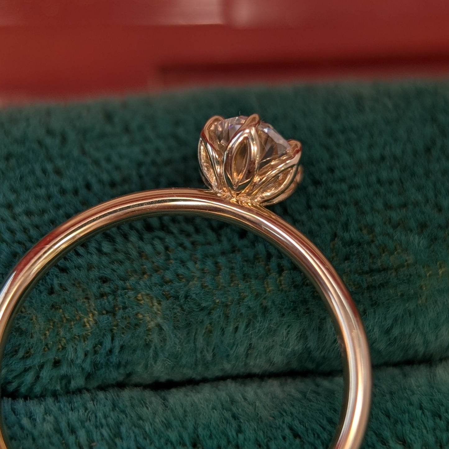 Tulip 6 Prong Oval Setting