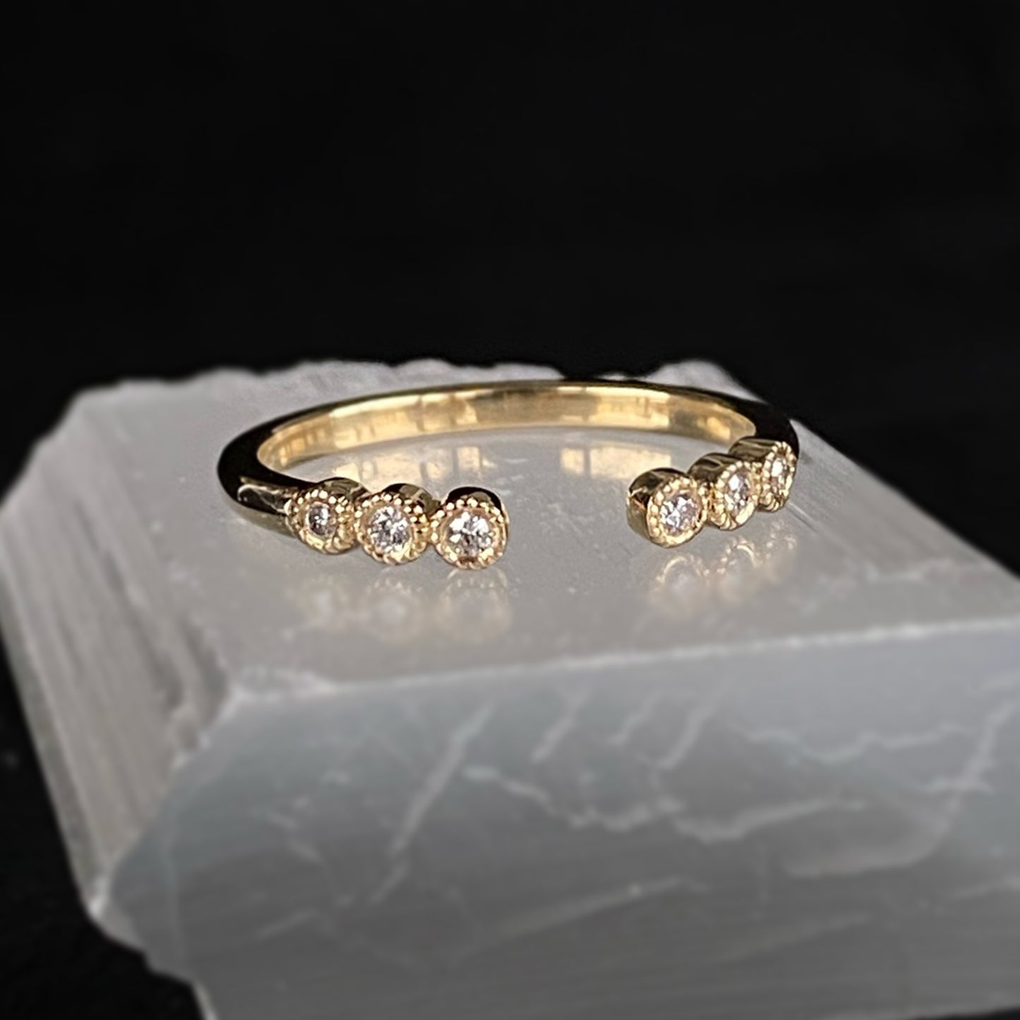 Ava Cuff Band - Gold