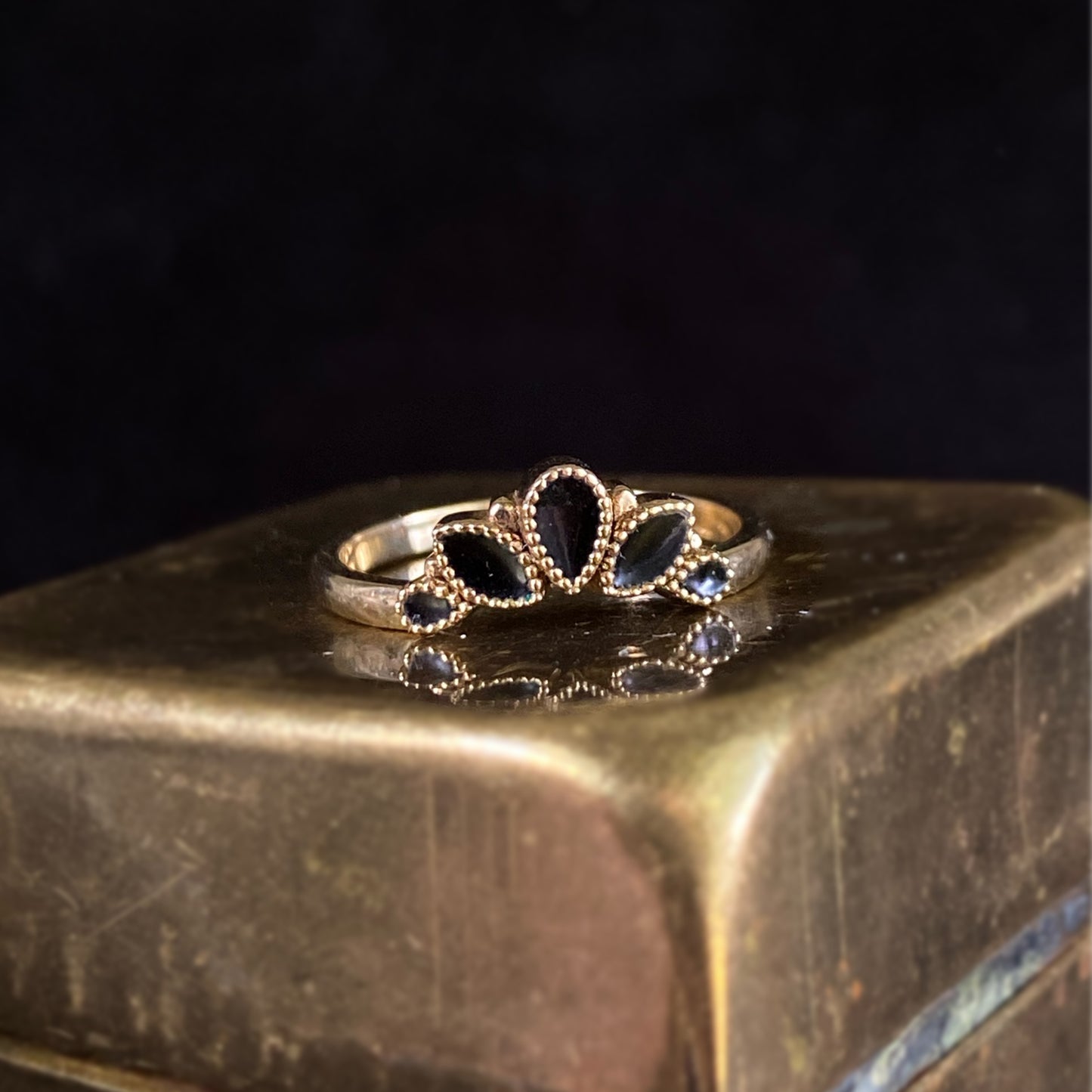 Fiji Crown - Enamelled Gold