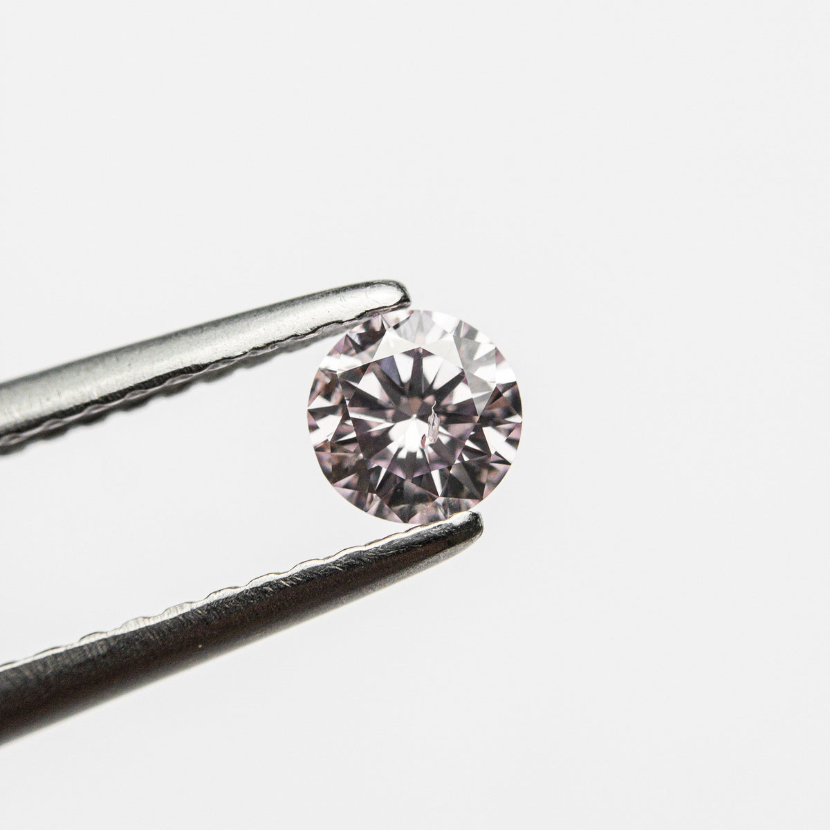 0.24ct 4.09x4.06x2.43mm GIA Fancy Purplish Pink Round Brilliant 24166-01