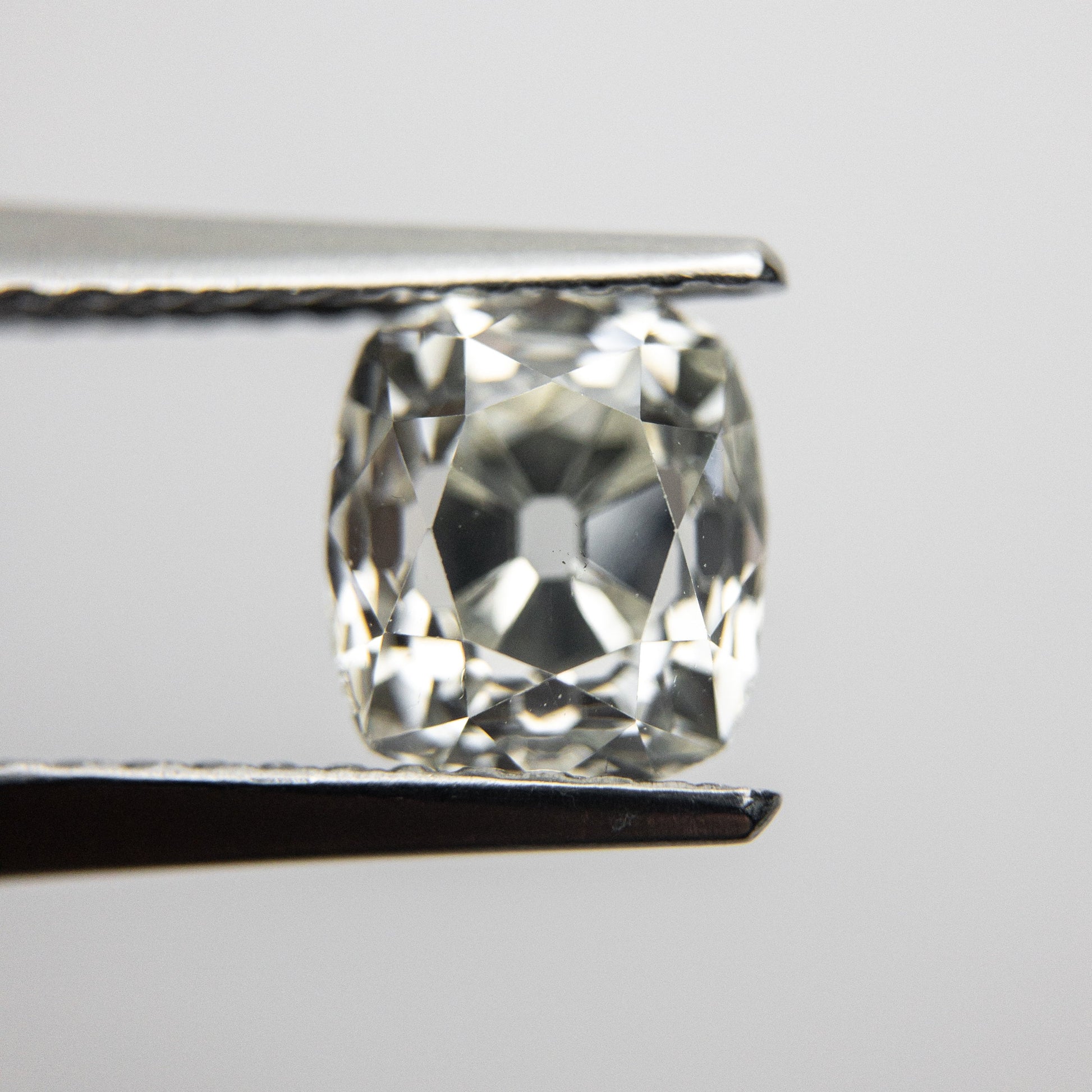 1.31ct 6.68x5.85x4.40mm VS K+ Cushion Old MIne Cut 18023 Vintage Collab - Misfit Diamonds