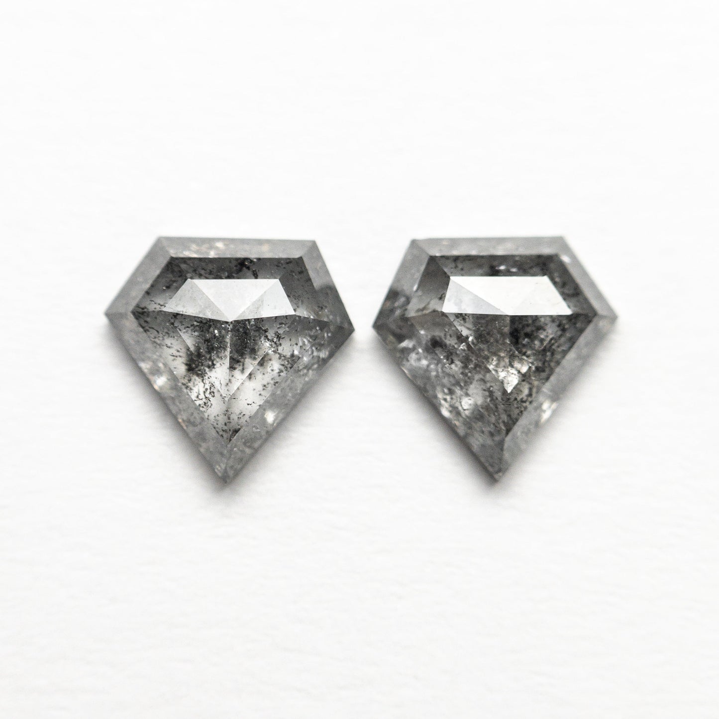 1.08cttw 2pc 5.81x5.95x2.35mm 5.87x5.90x2.22mm Shield Rosecut Matching Pair 19759-06