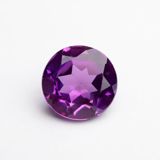 2.72ct 8.51x8.45x4.52mm Purple Round Brilliant Lab Sapphire EGEM-65