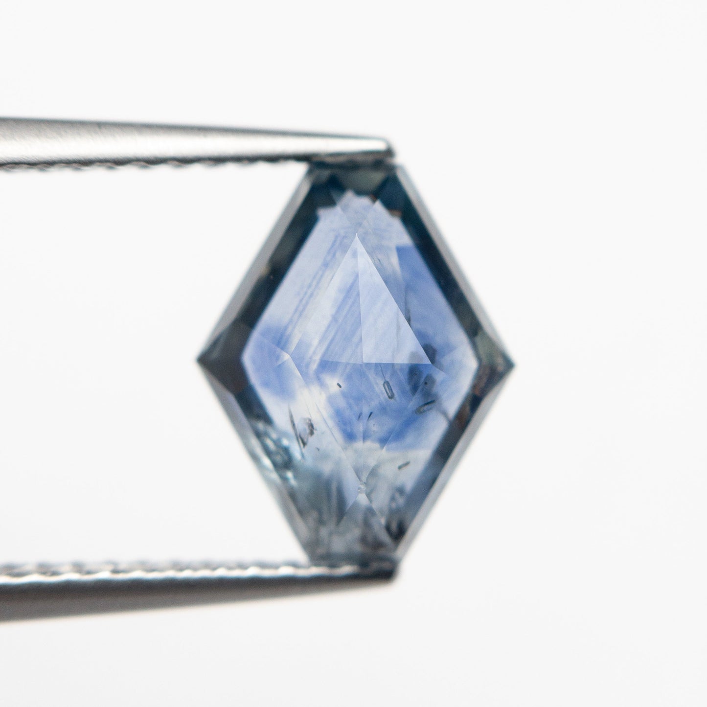 2.96ct 10.48x8.45x4.37mm Hexagon Double Cut Sapphire 22434-49