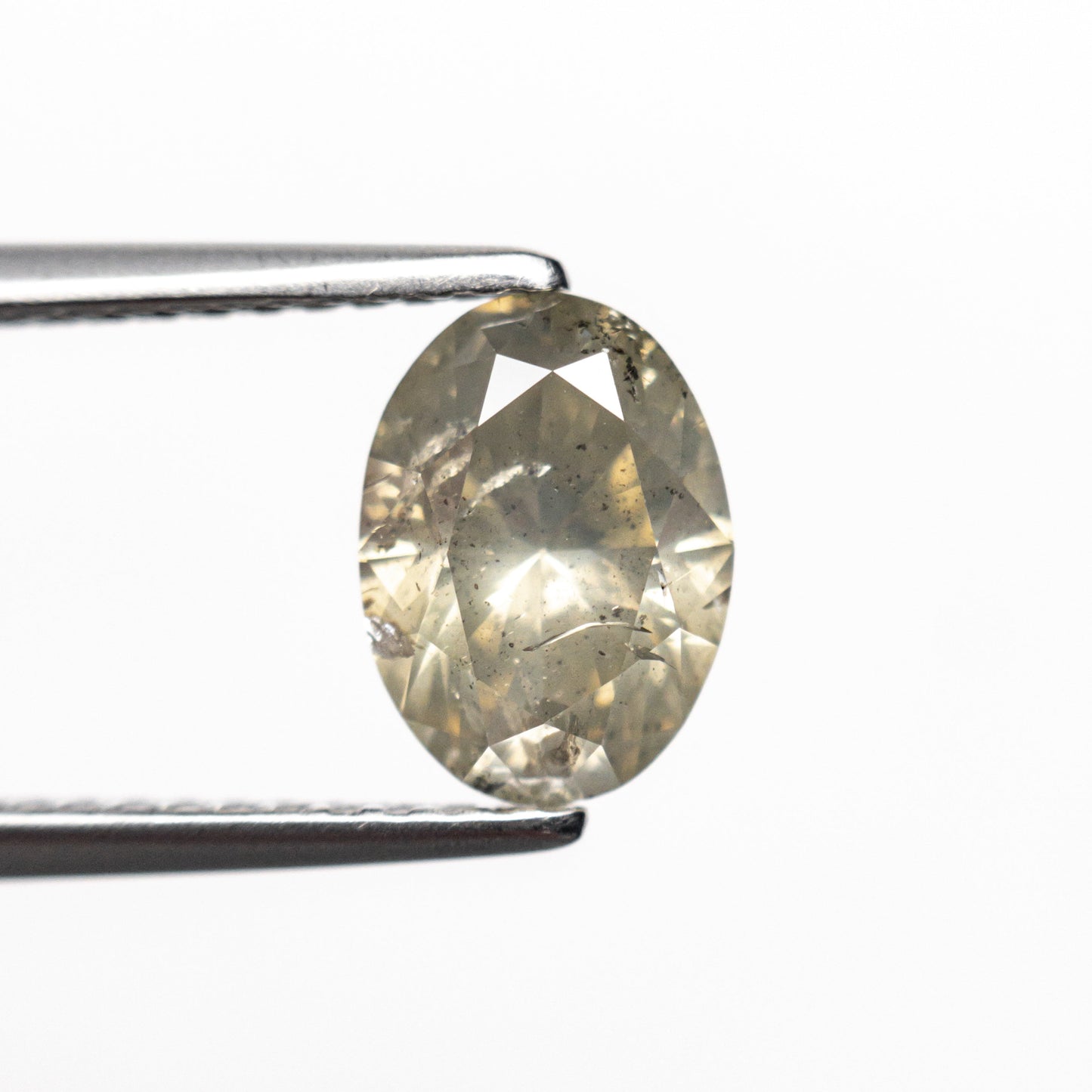 1.40ct 8.50x6.21x4.06mm Oval Brilliant 24510-02