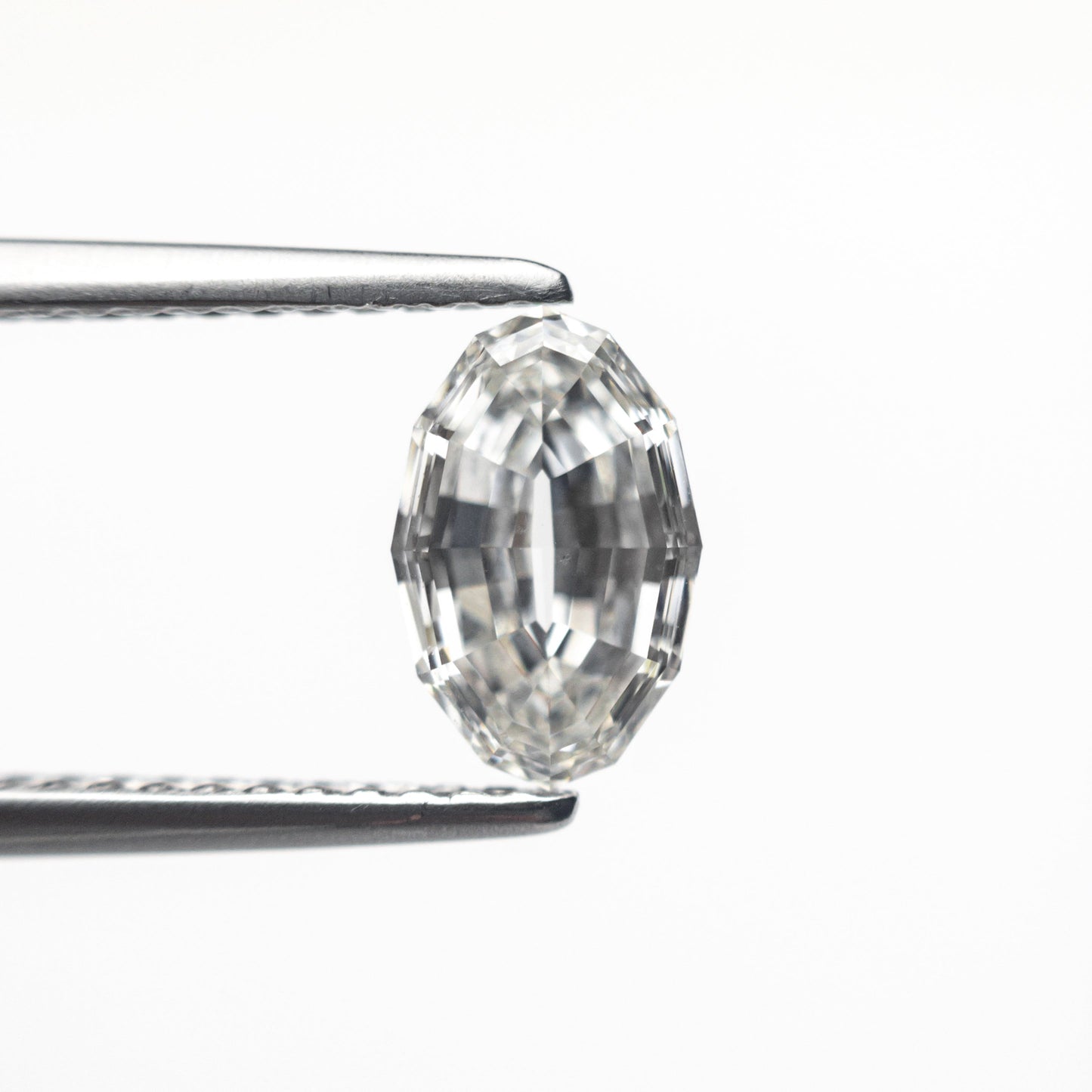 1.01ct 8.02x5.16x2.95mm GIA SI1 H Geo Oval Step Cut 25746-01