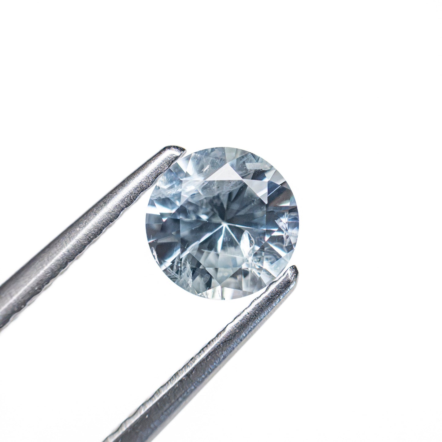 0.75ct 5.54x5.58x3.49mm Round Brilliant Sapphire 26134-15