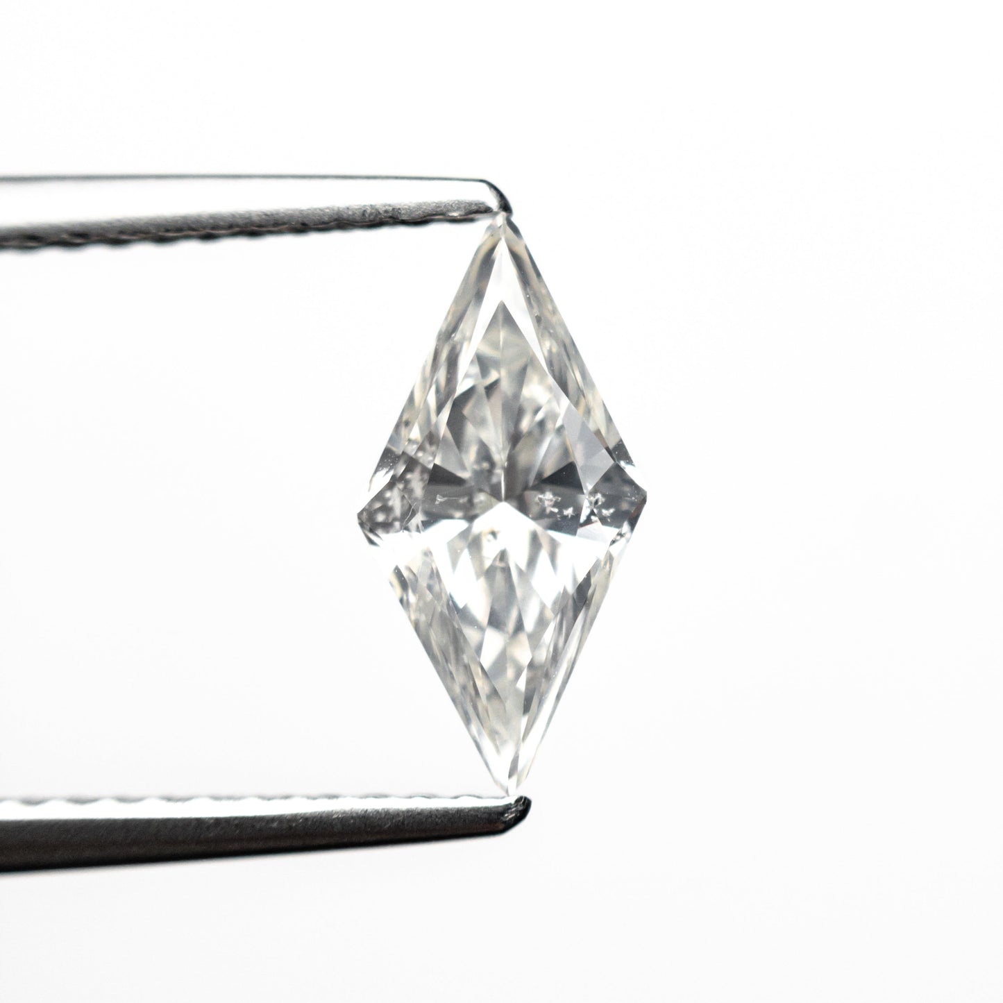 0.89ct 10.53x5.24x3.24mm GIA I1 H Lozenge Brilliant 26171-01
