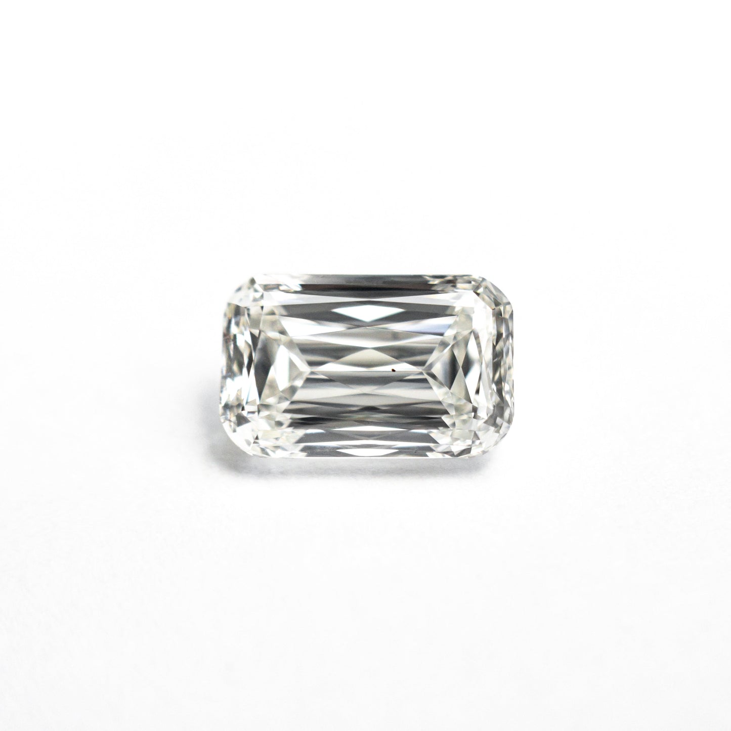 1.01ct 7.16x4.58x3.12mm GIA VS2 J Round Corner Rectangle Brilliant 26173-01