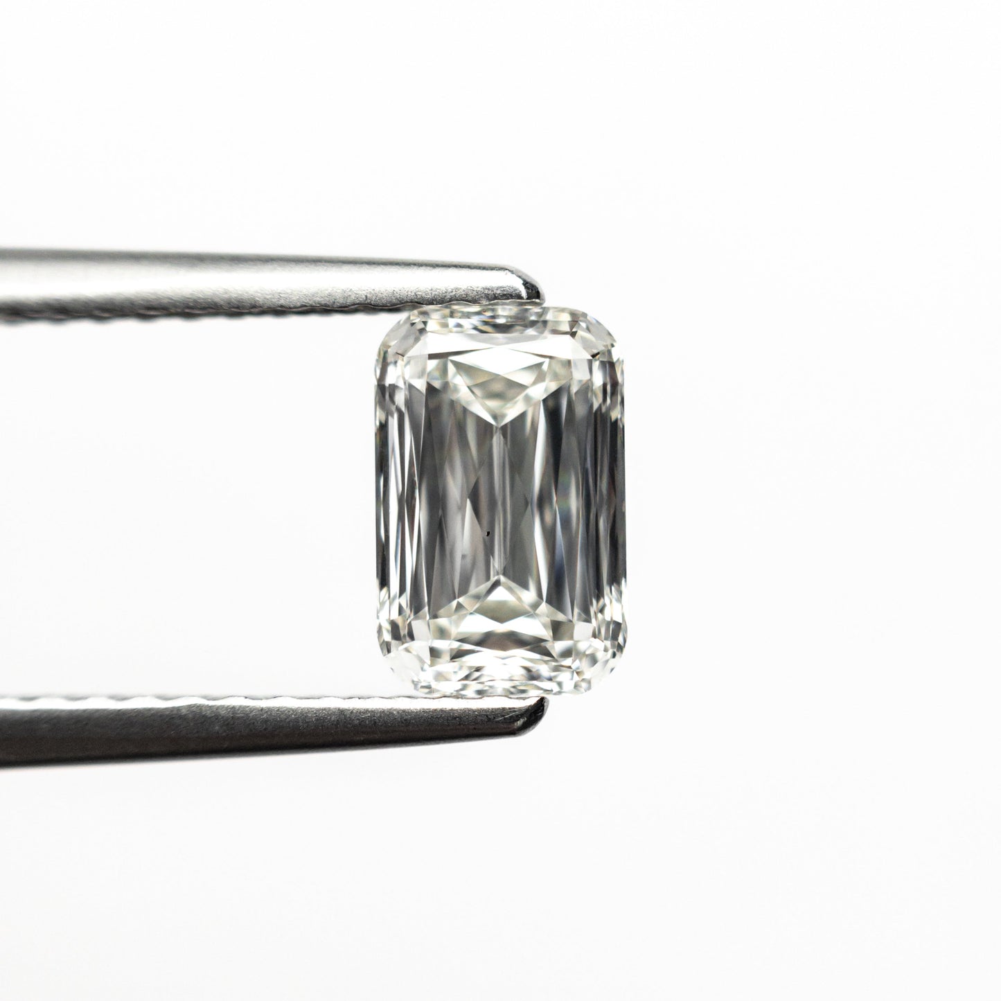 1.01ct 7.16x4.58x3.12mm GIA VS2 J Round Corner Rectangle Brilliant 26173-01