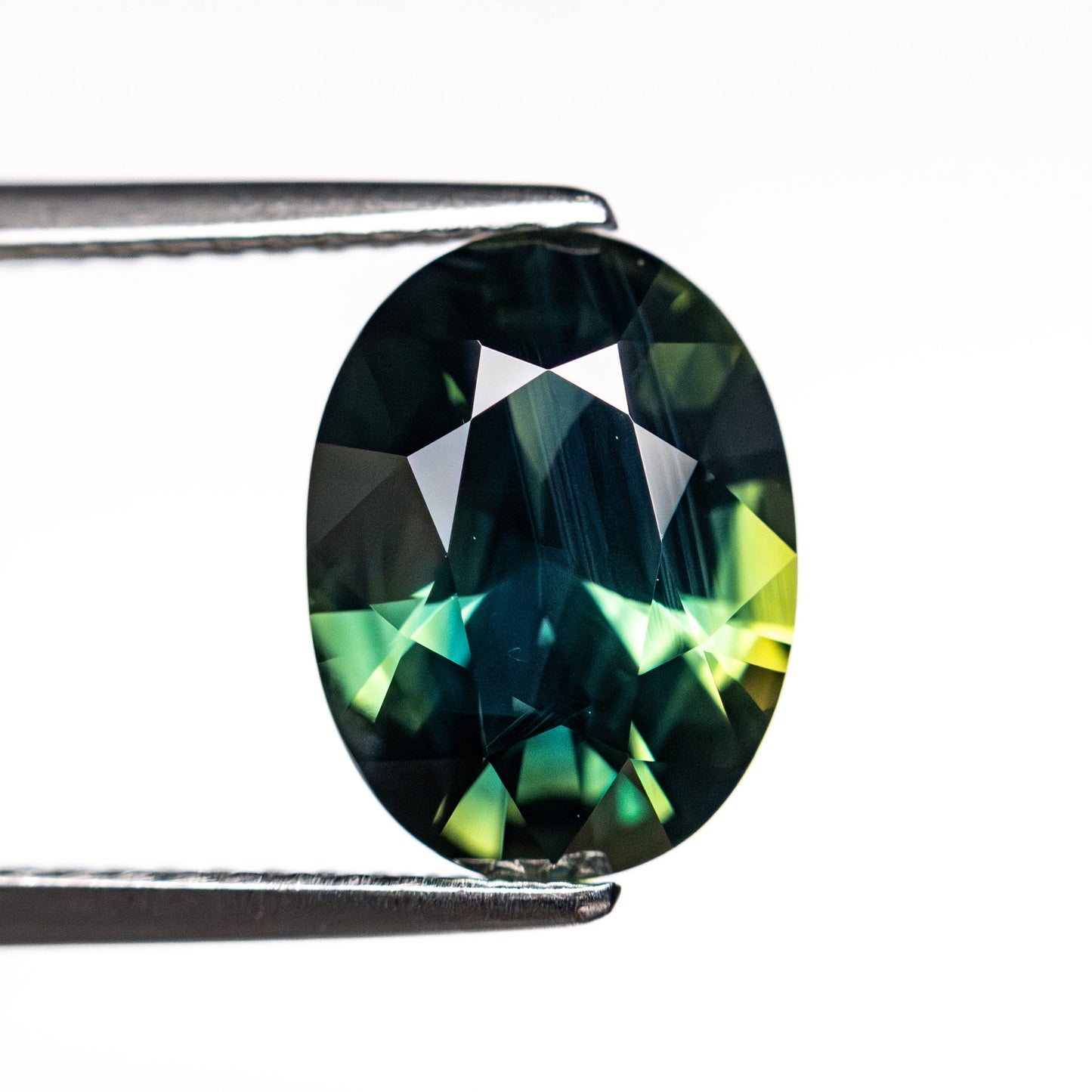 2.70ct 10.06x7.53x4.86mm Oval Brilliant Sapphire 26491-02