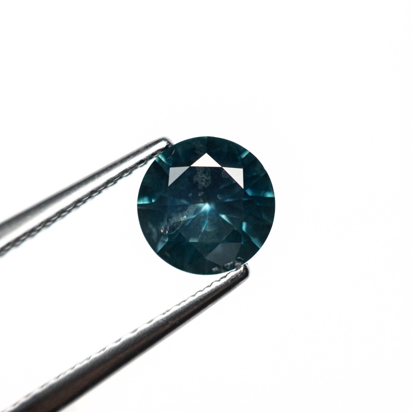1.09ct 6.37x6.33x3.67mm Round Brilliant Sapphire 26524-06