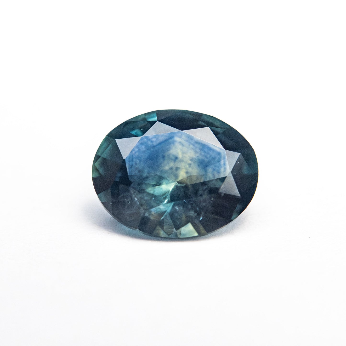 1.44ct 7.84x6.32x3.84mm Oval Brilliant Sapphire 26525-01